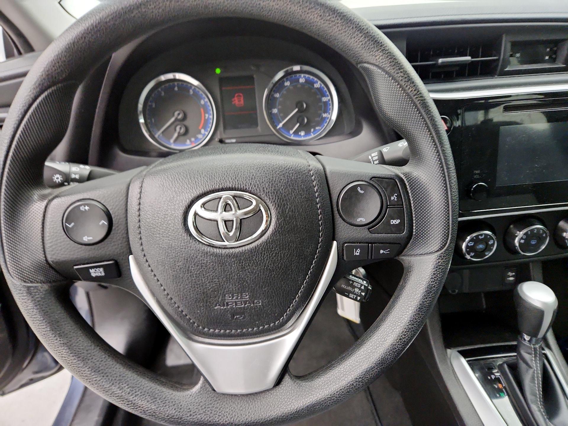 Thumbnail: 2018 Toyota Corolla - 10