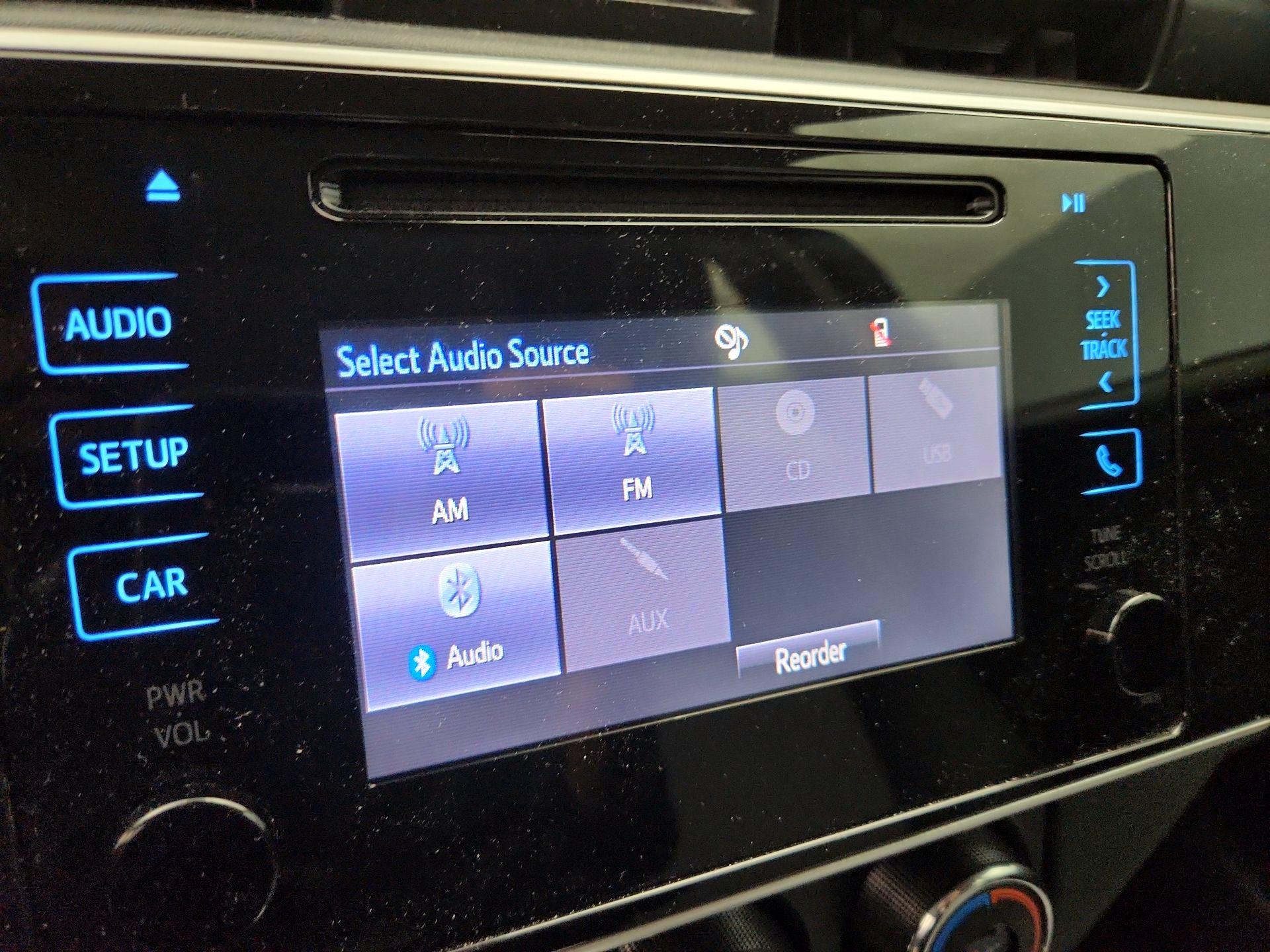 Thumbnail: 2018 Toyota Corolla - 15