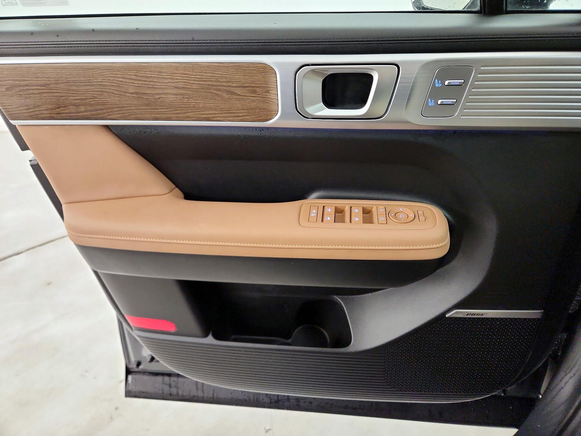 Thumbnail: 2025 Hyundai Santa Fe - 12