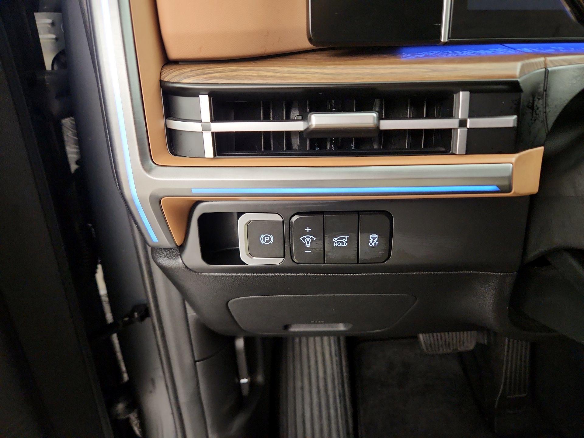 Thumbnail: 2025 Hyundai Santa Fe - 13