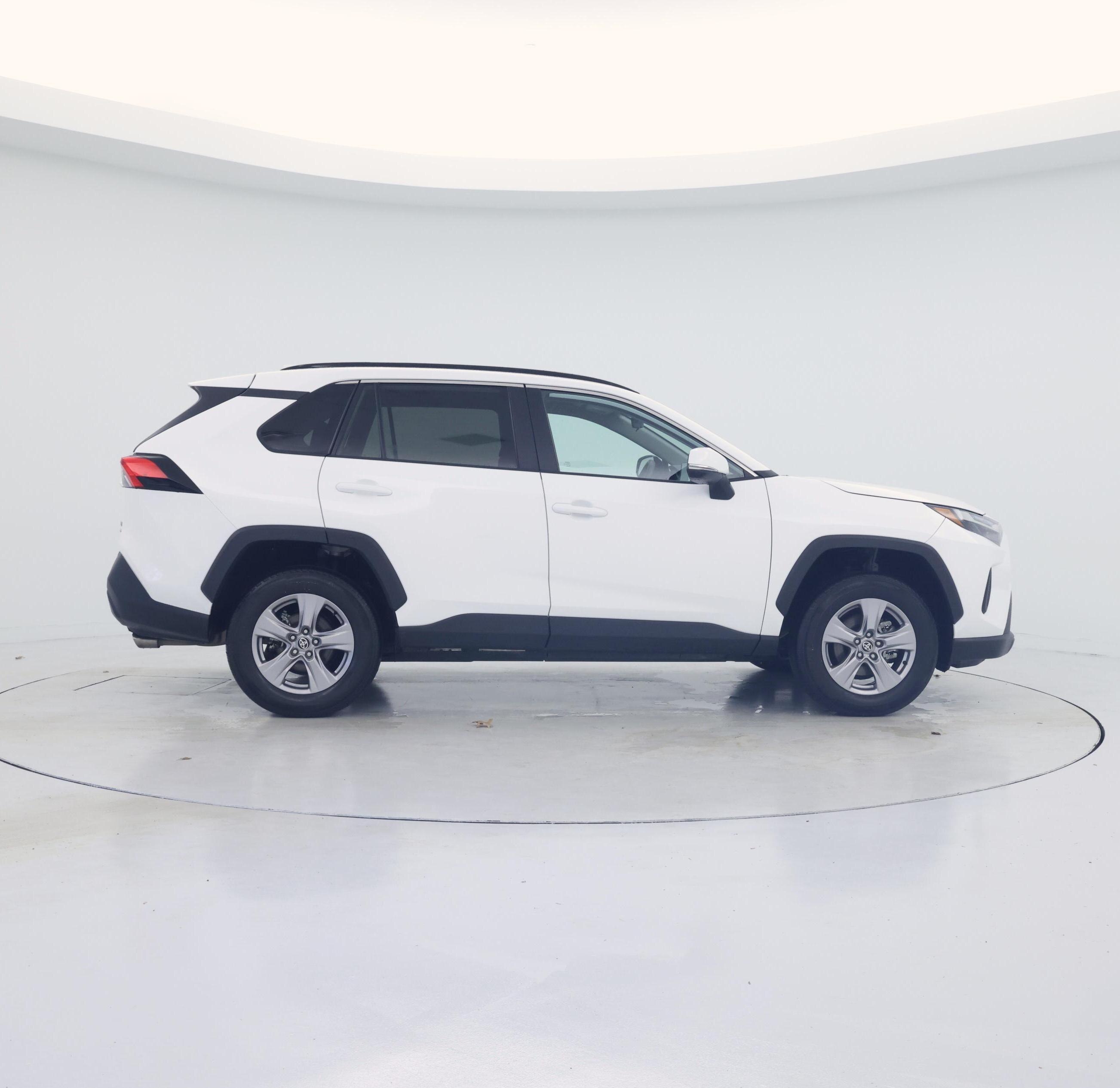 Thumbnail: 2025 Toyota RAV4 - 7