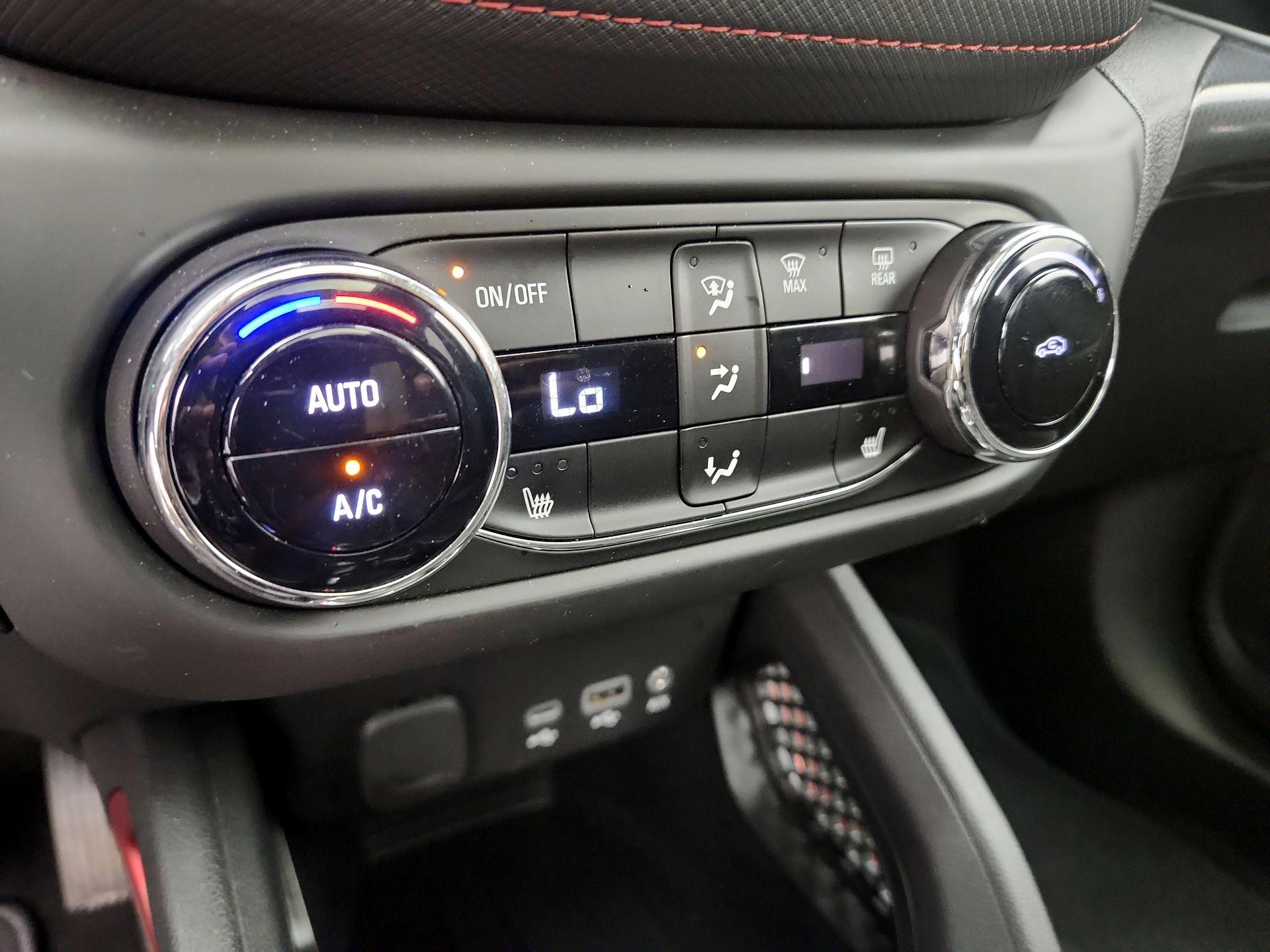 Thumbnail: 2023 Chevrolet TrailBlazer - 16