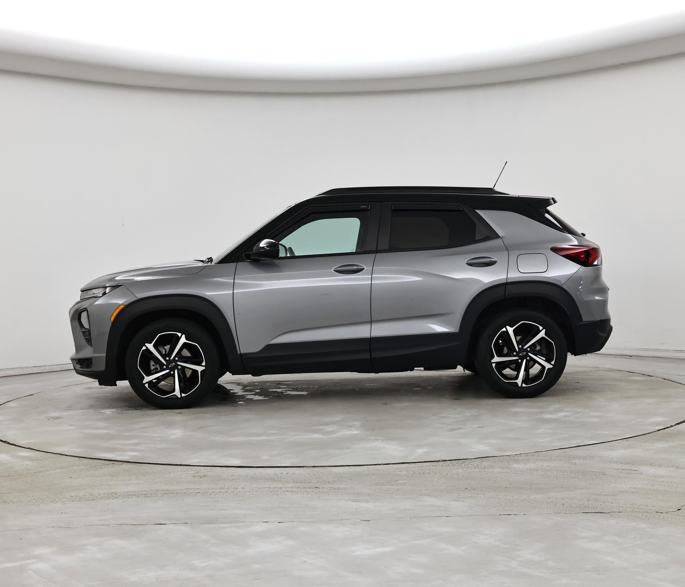 Thumbnail: 2023 Chevrolet TrailBlazer - 3