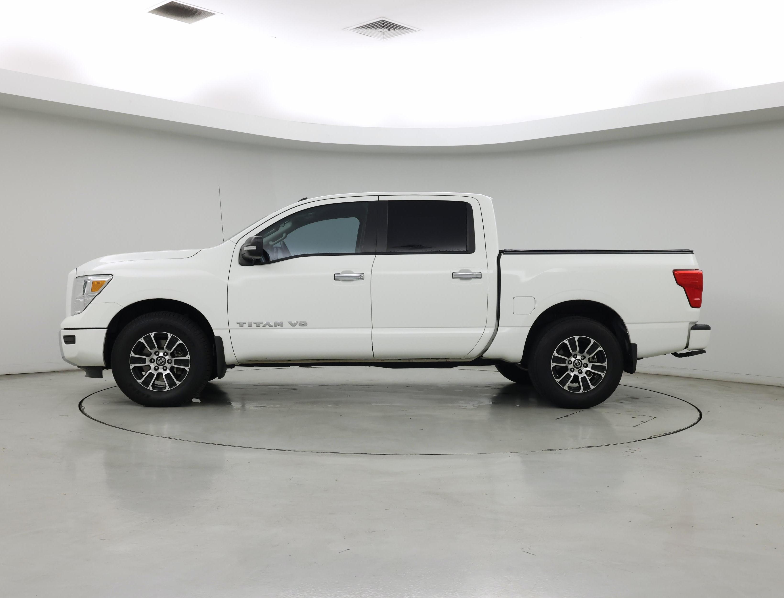 Thumbnail: 2020 Nissan Titan - 3