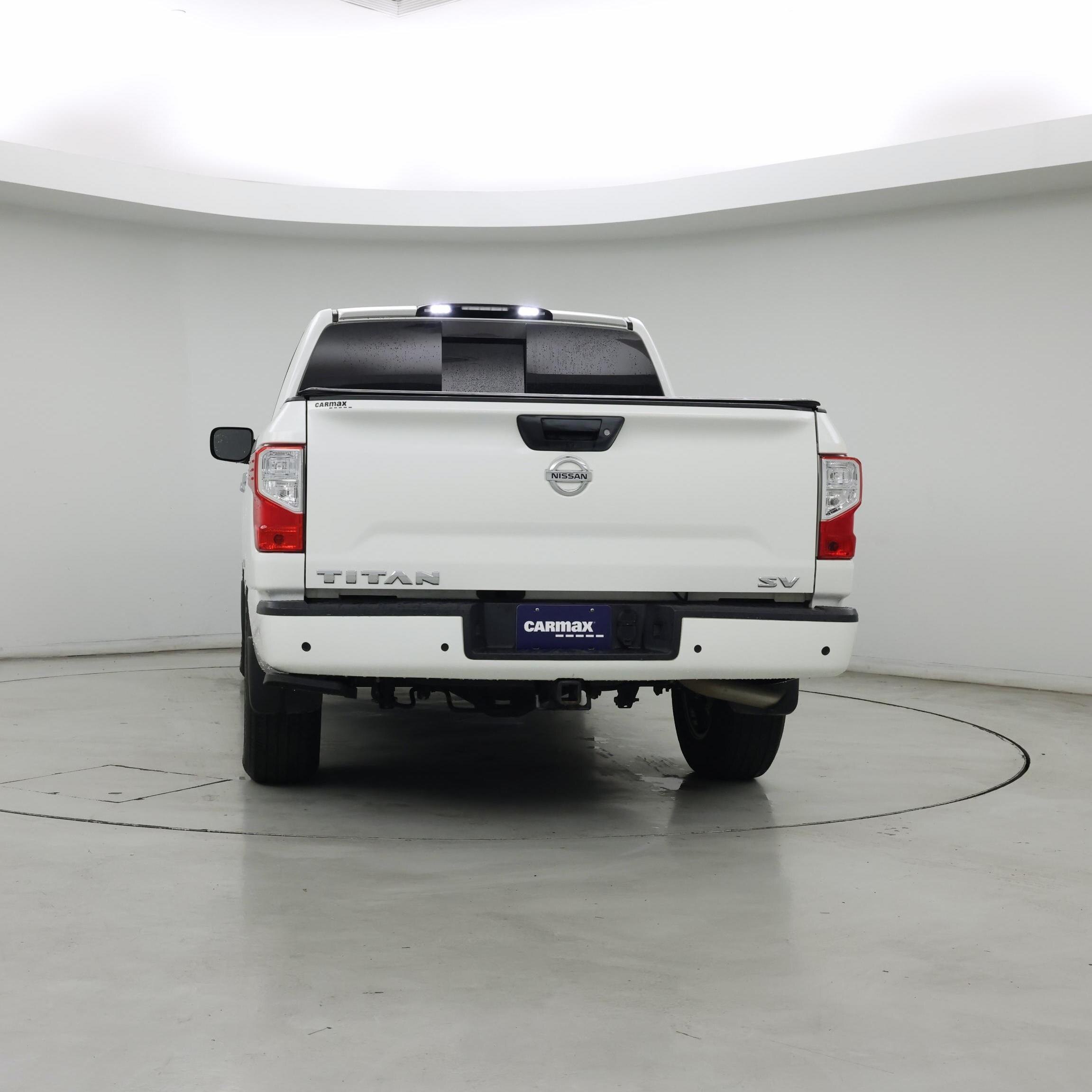 Thumbnail: 2020 Nissan Titan - 6