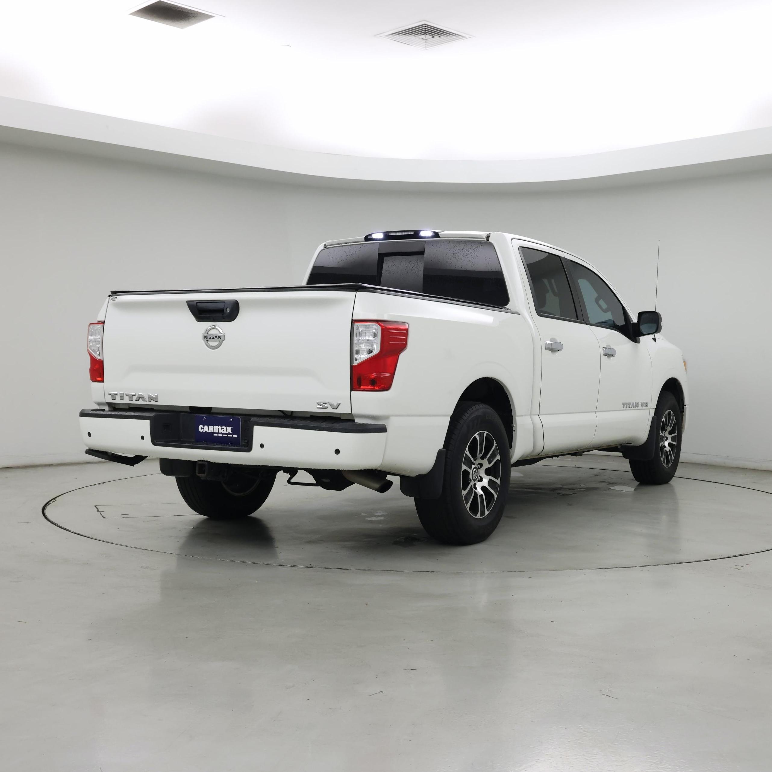 Thumbnail: 2020 Nissan Titan - 8