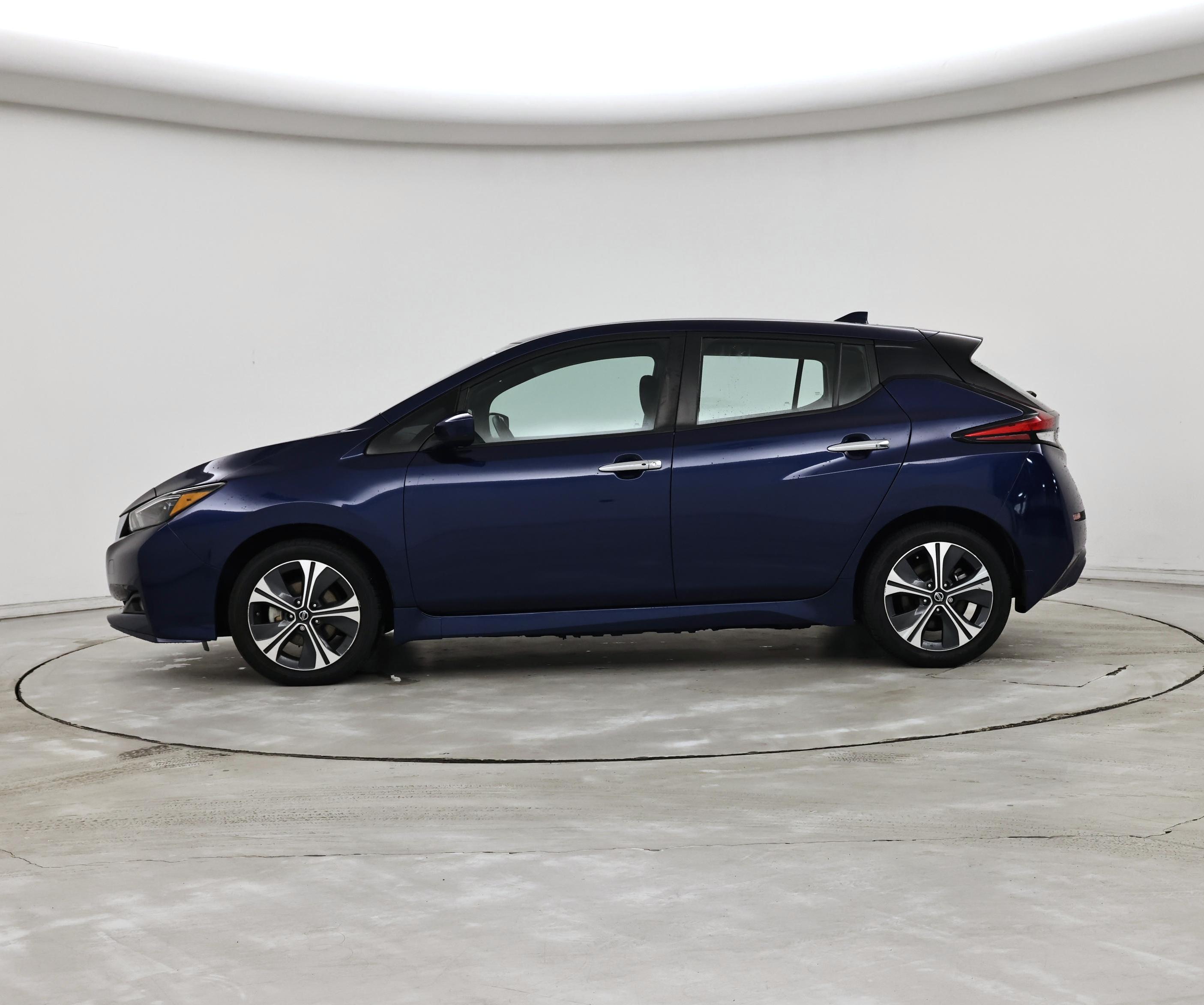 Thumbnail: 2020 Nissan Leaf - 3