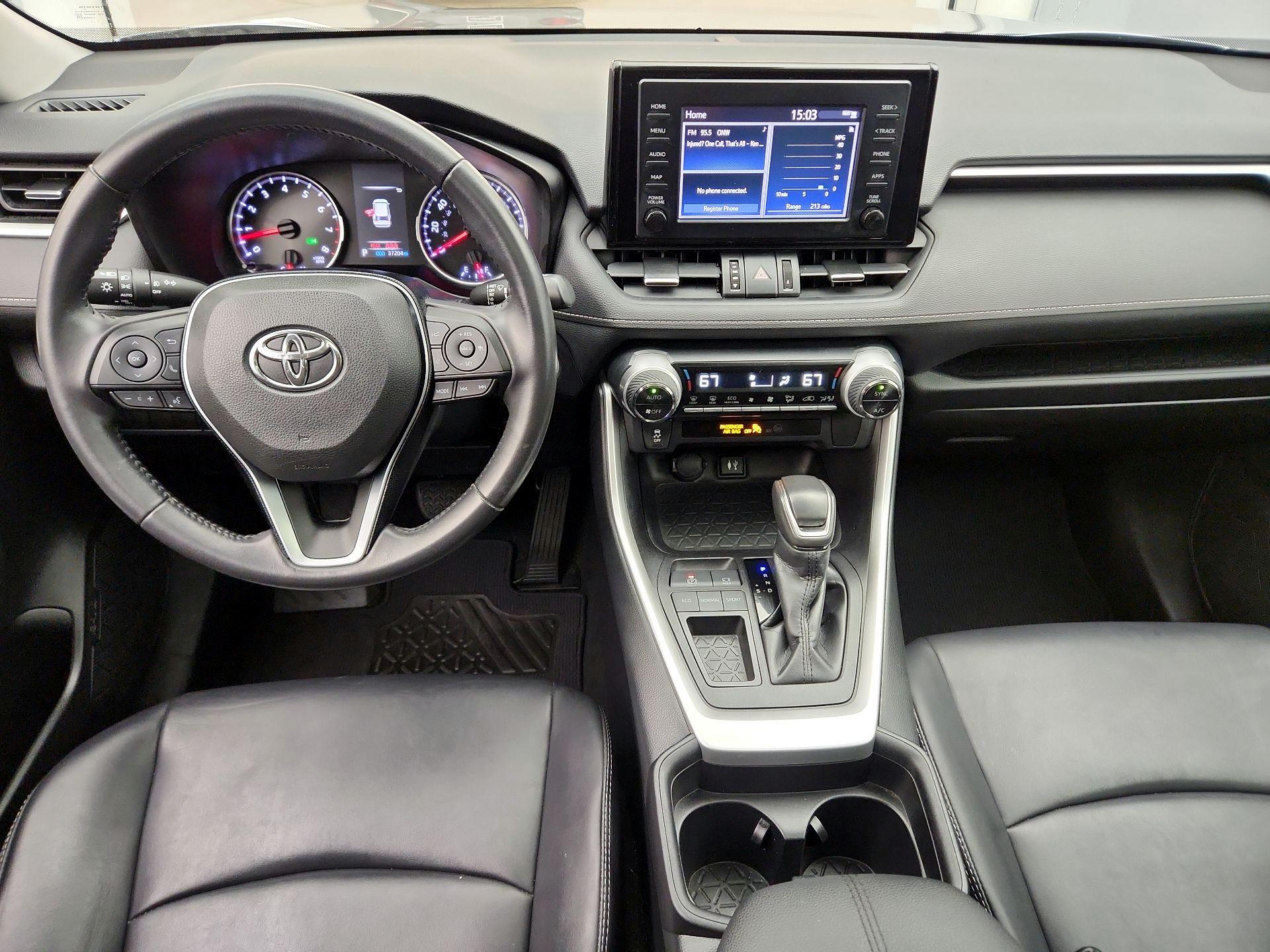 Thumbnail: 2019 Toyota RAV4 - 9