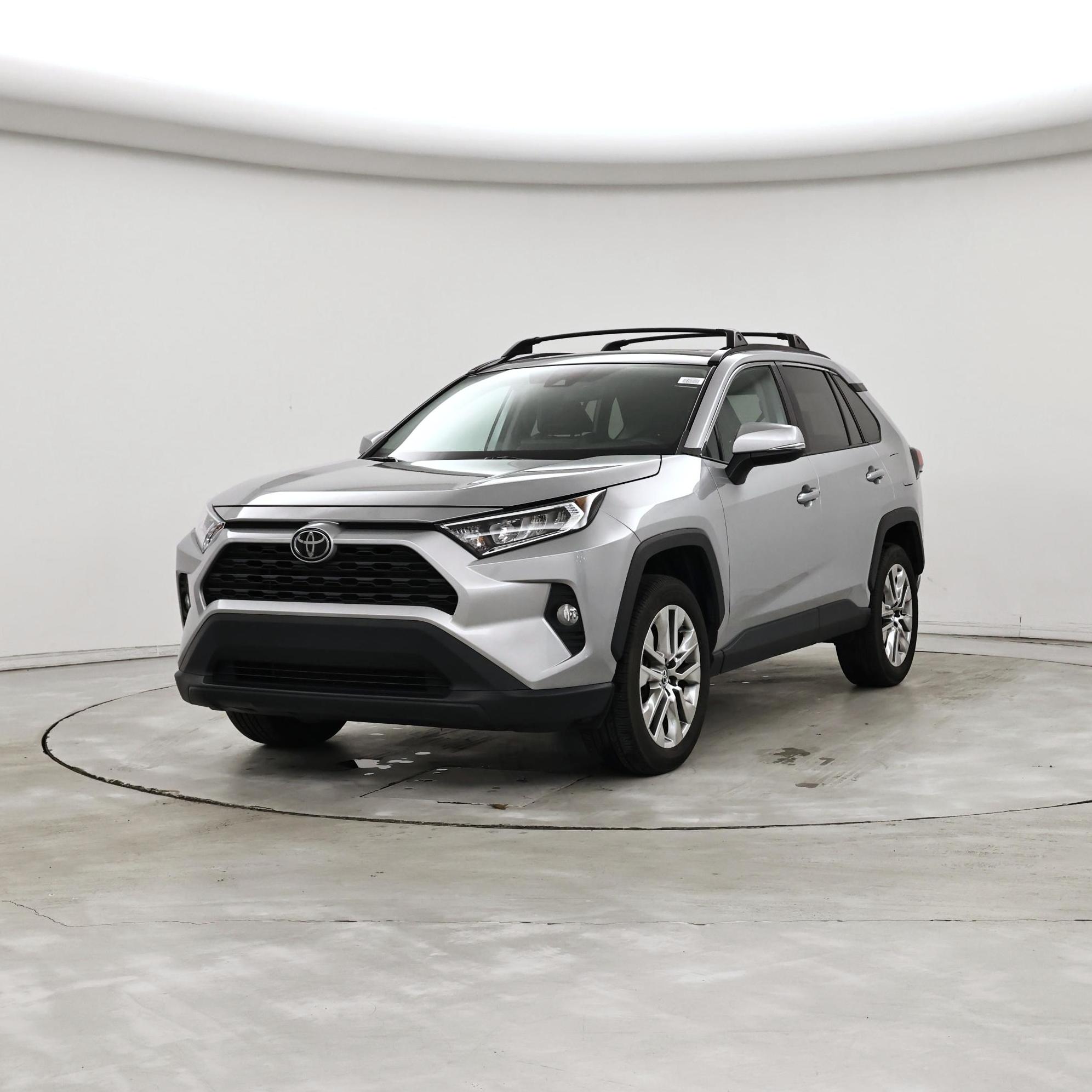 Thumbnail: 2019 Toyota RAV4 - 4