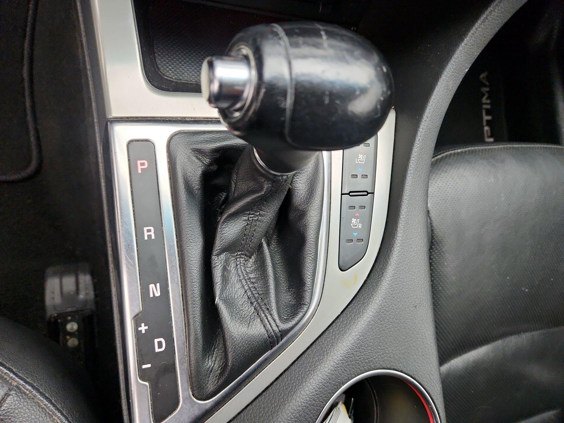 Thumbnail: 2014 Kia Optima - 18