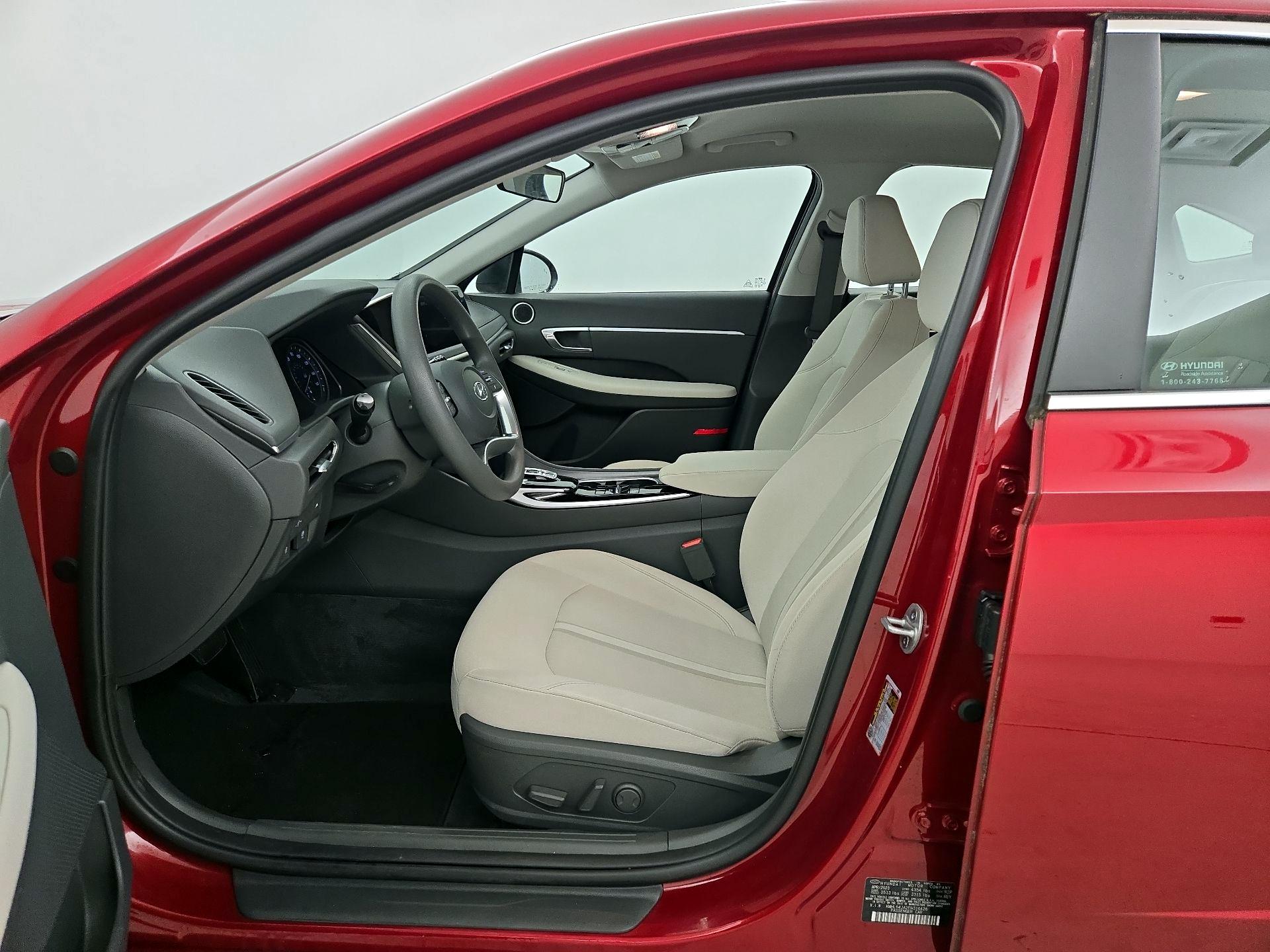 Thumbnail: 2023 Hyundai Sonata - 11