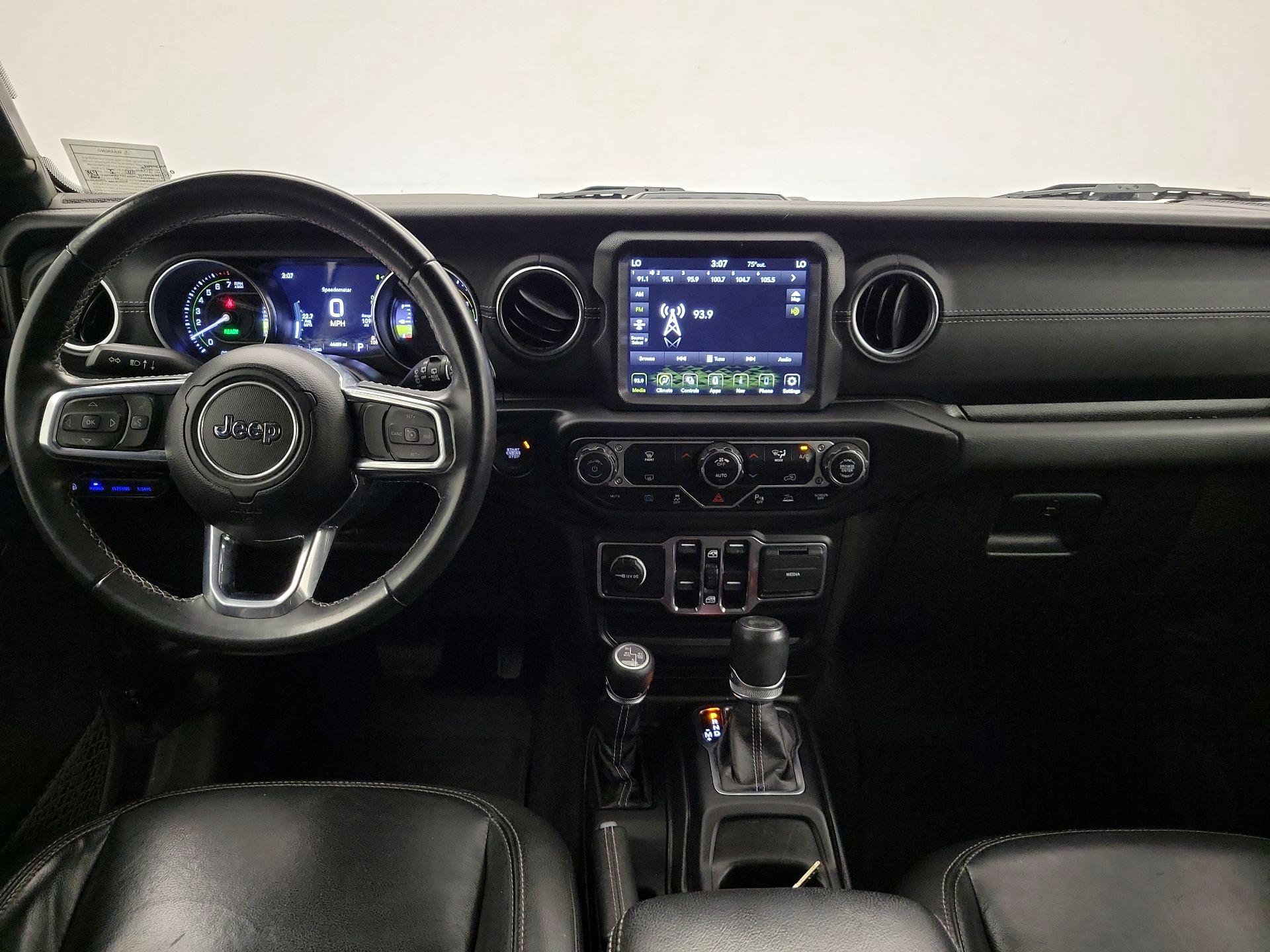 Thumbnail: 2022 Jeep Wrangler - 9
