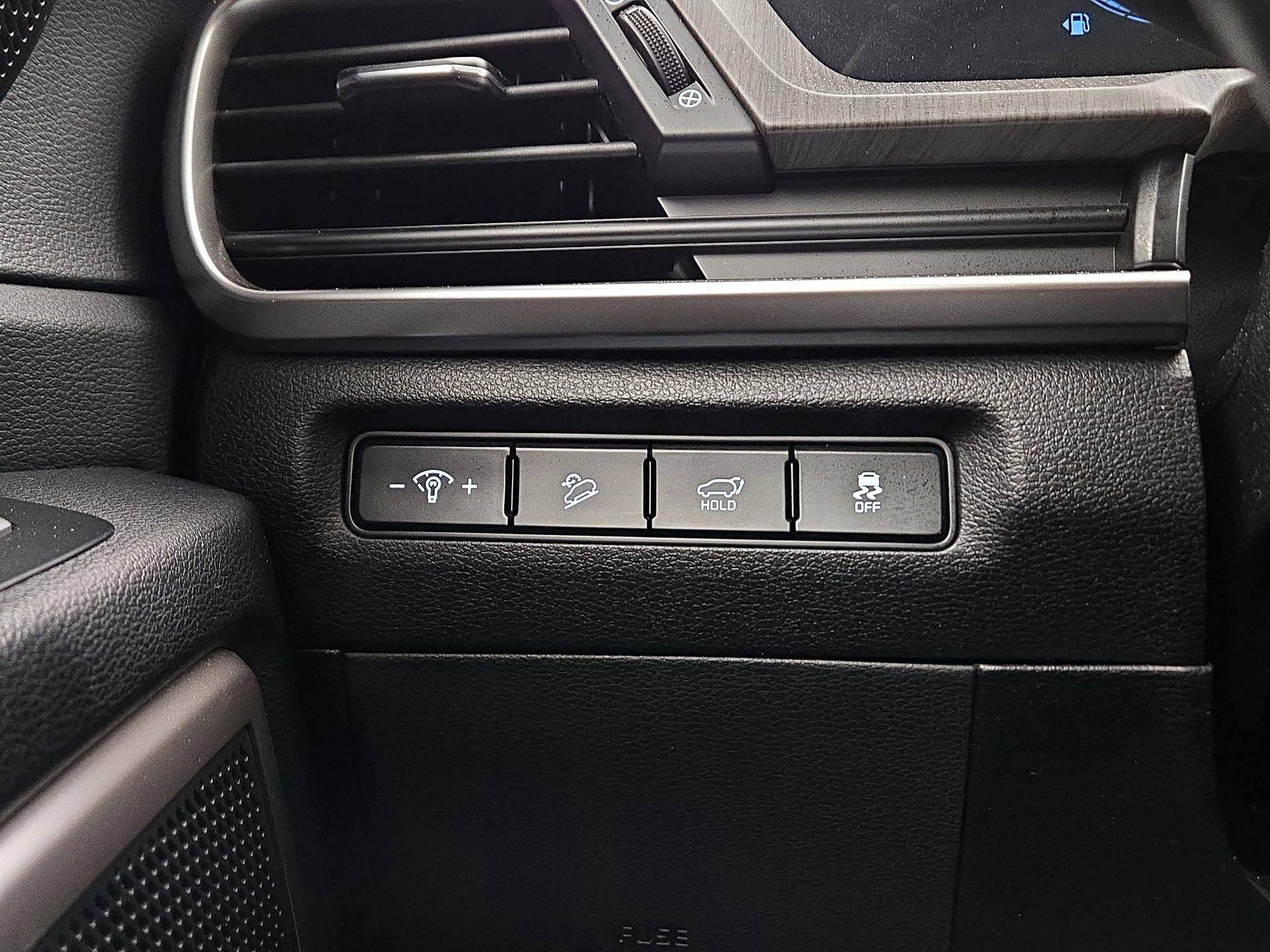 Thumbnail: 2023 Kia Telluride - 13