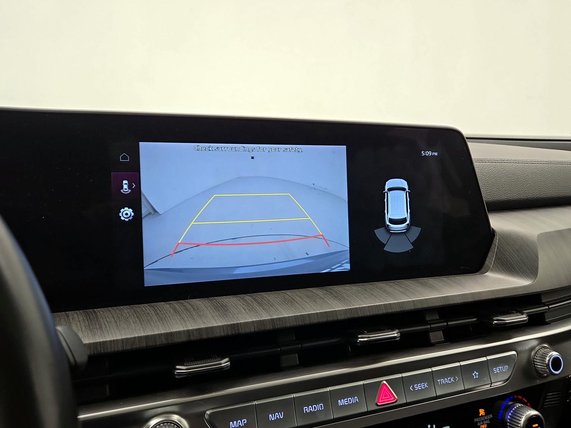 Thumbnail: 2023 Kia Telluride - 15