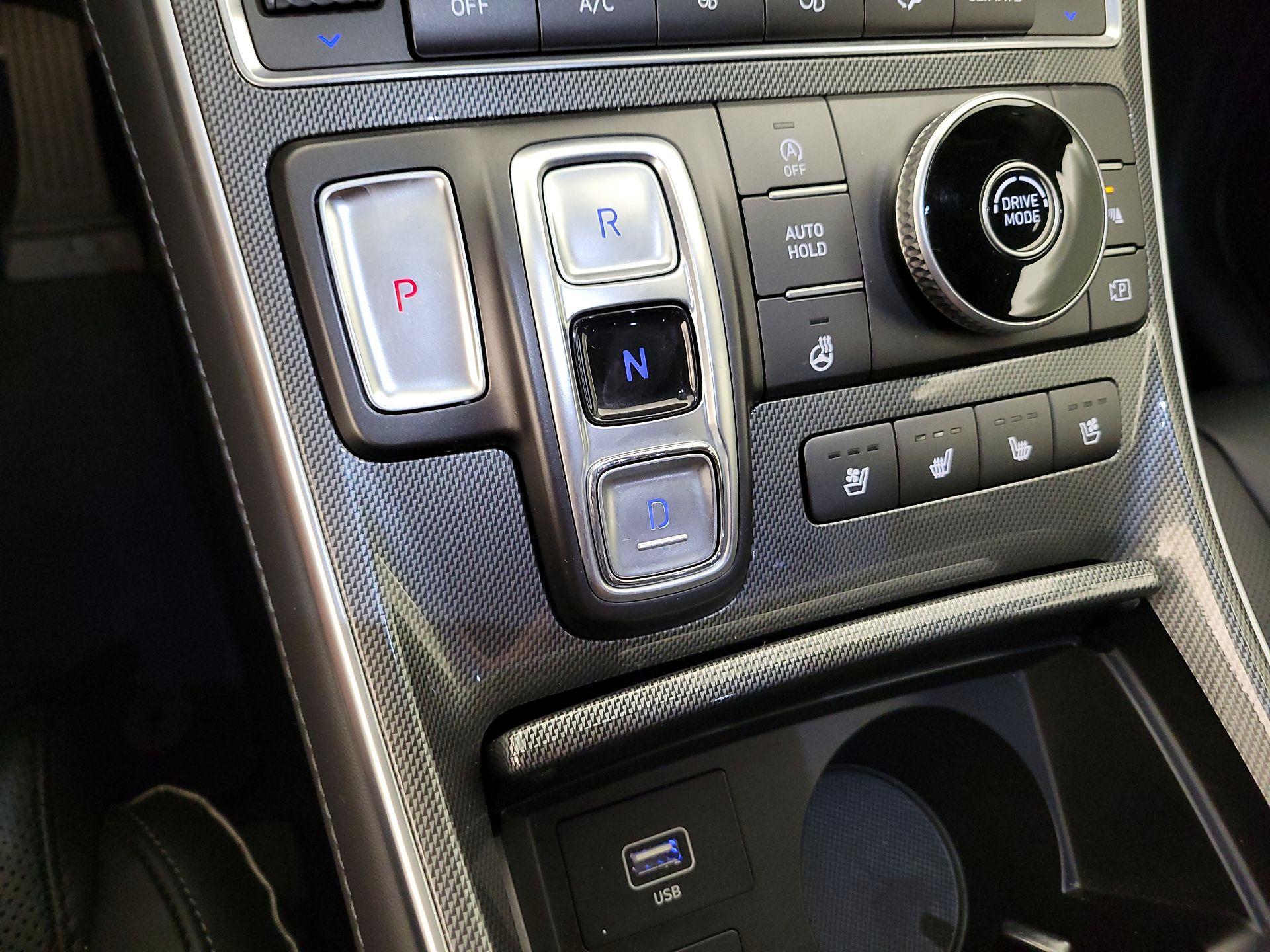 Thumbnail: 2023 Hyundai Santa Fe - 18