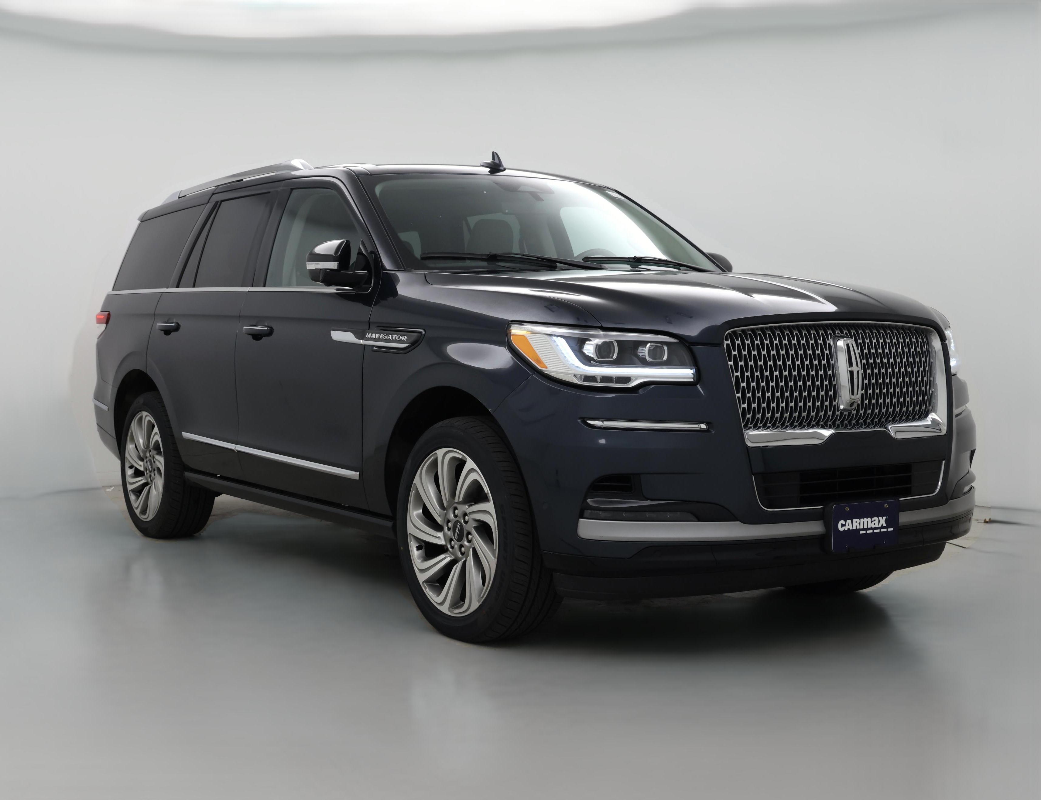 Thumbnail: 2022 Lincoln Navigator - 1