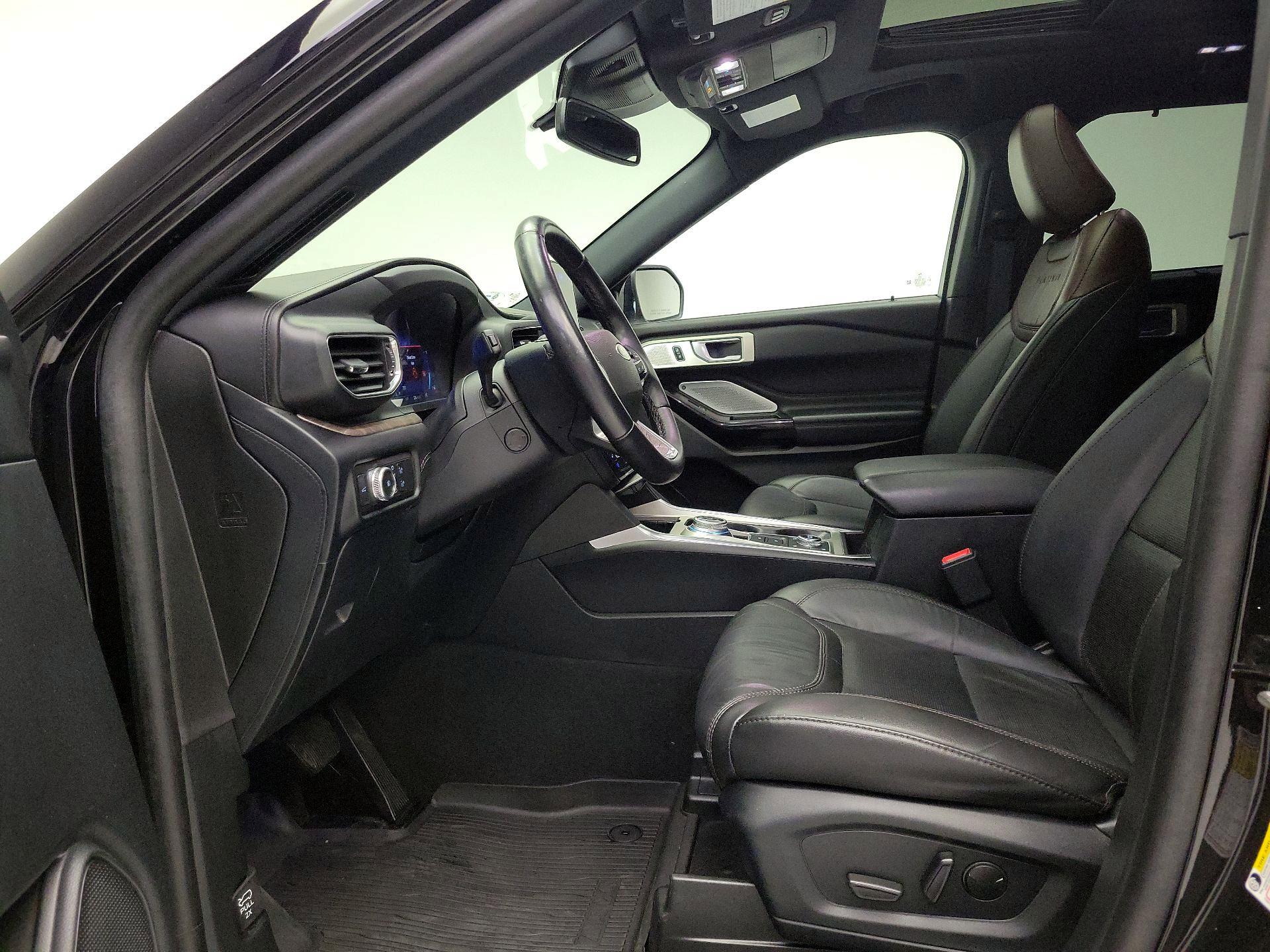 Thumbnail: 2022 Ford Explorer - 11