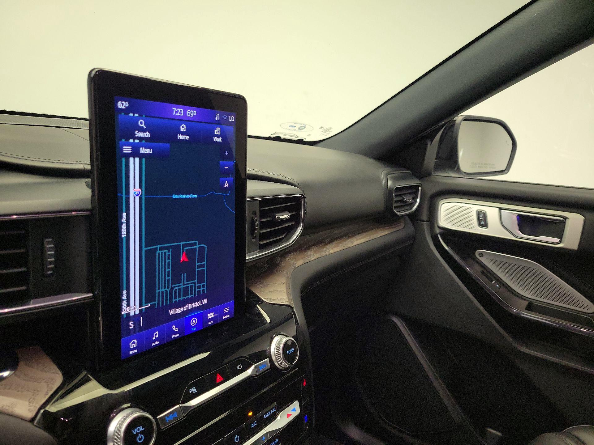 Thumbnail: 2022 Ford Explorer - 14