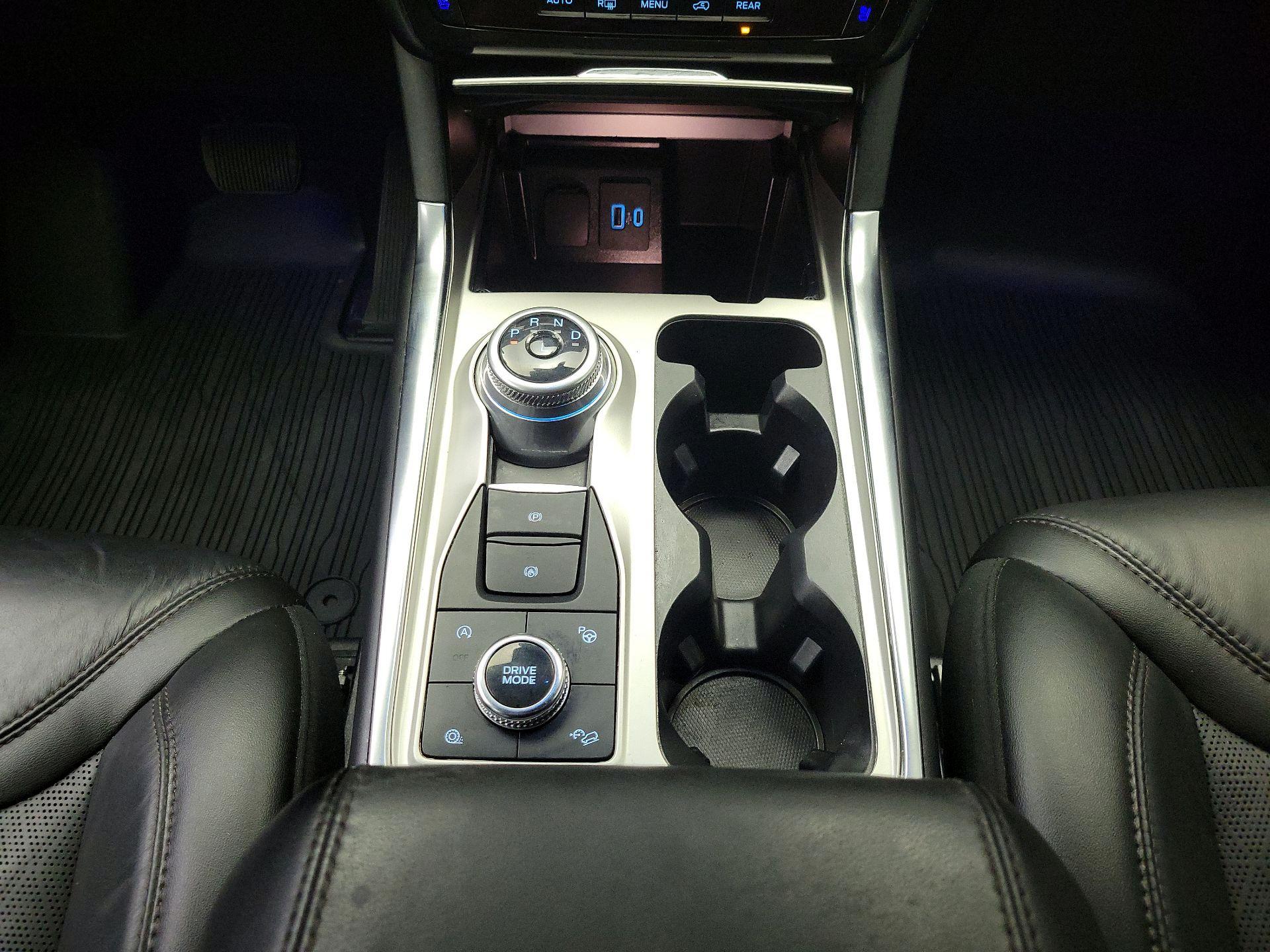 Thumbnail: 2022 Ford Explorer - 18