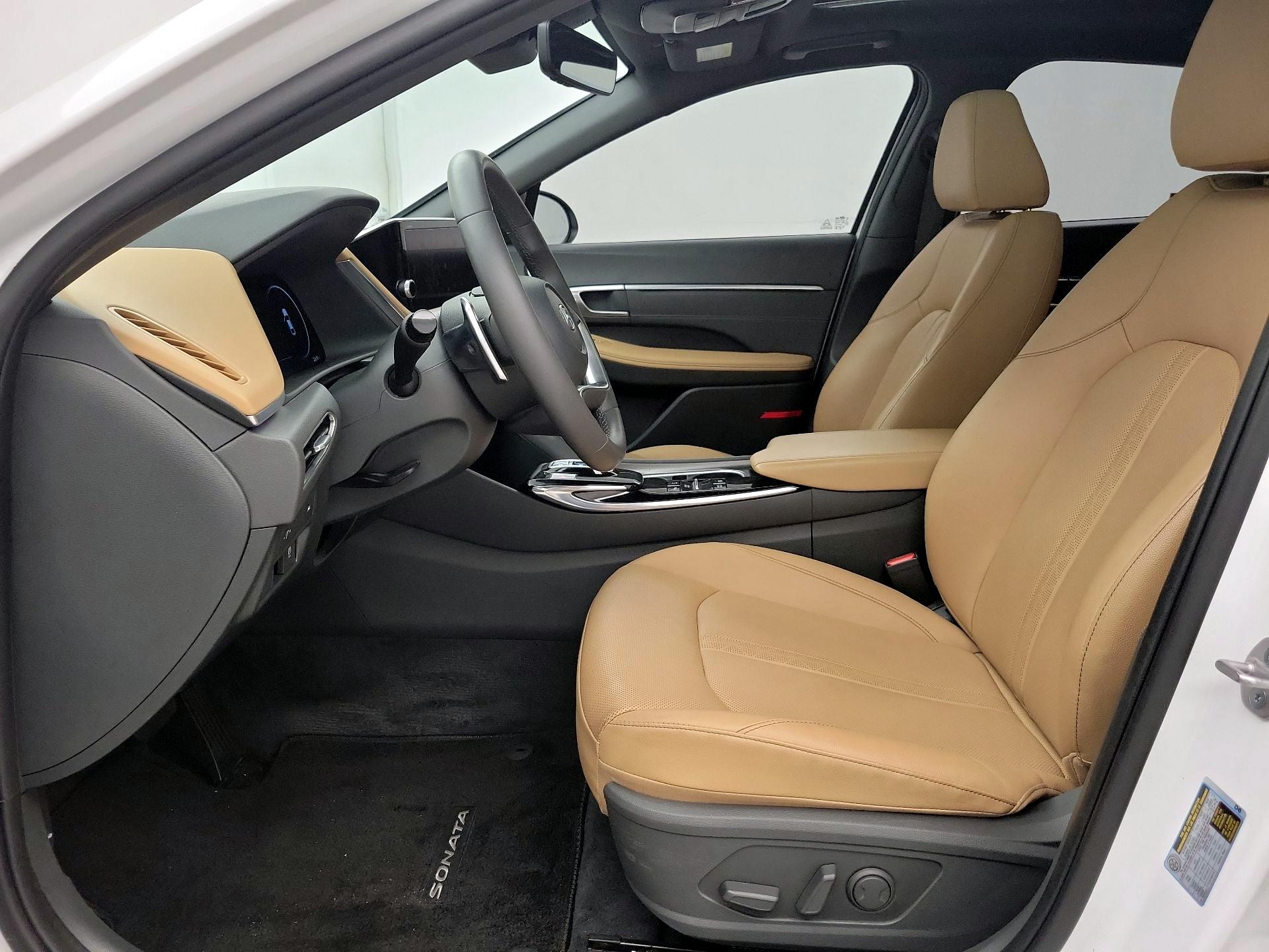 Thumbnail: 2023 Hyundai Sonata - 11