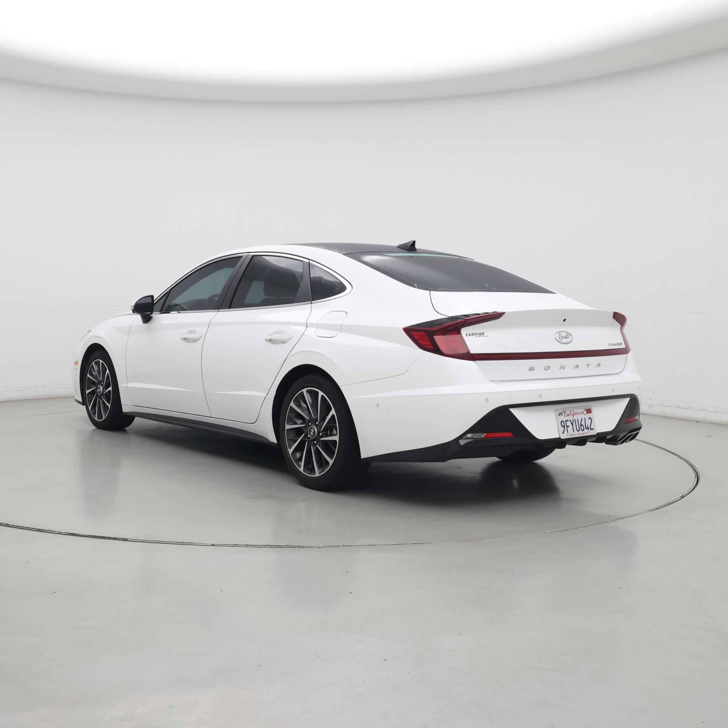 Thumbnail: 2023 Hyundai Sonata - 2