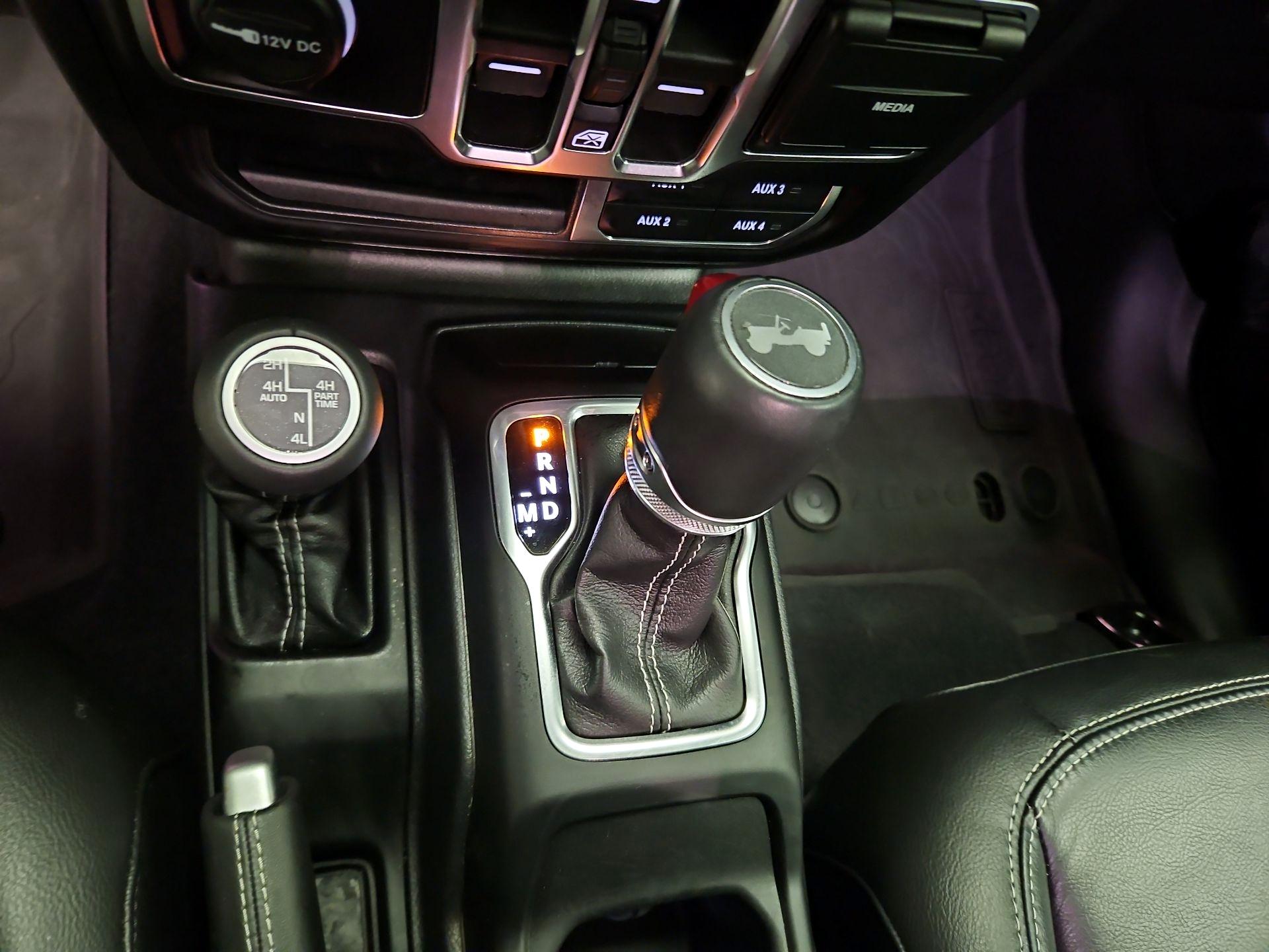 Thumbnail: 2023 Jeep Wrangler - 18
