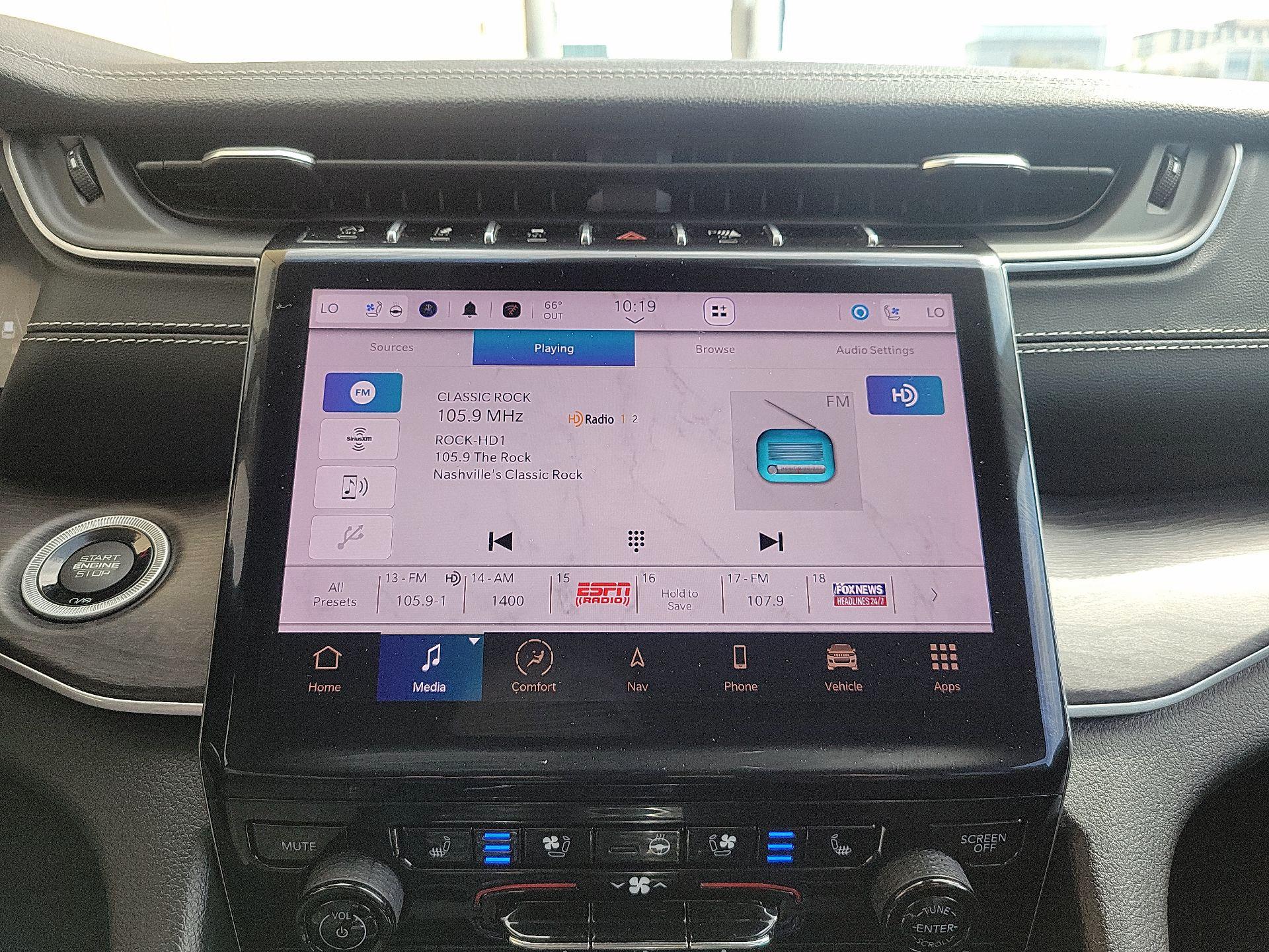 Thumbnail: 2023 Jeep Grand Cherokee - 14