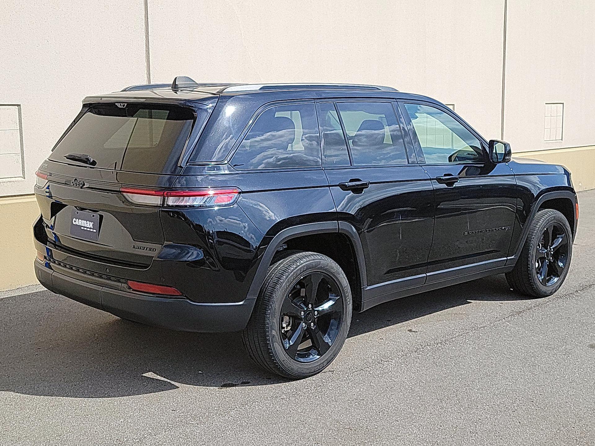 Thumbnail: 2023 Jeep Grand Cherokee - 5