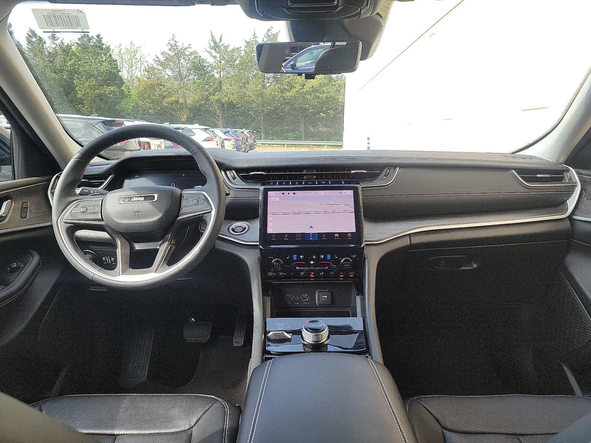 Thumbnail: 2023 Jeep Grand Cherokee - 8