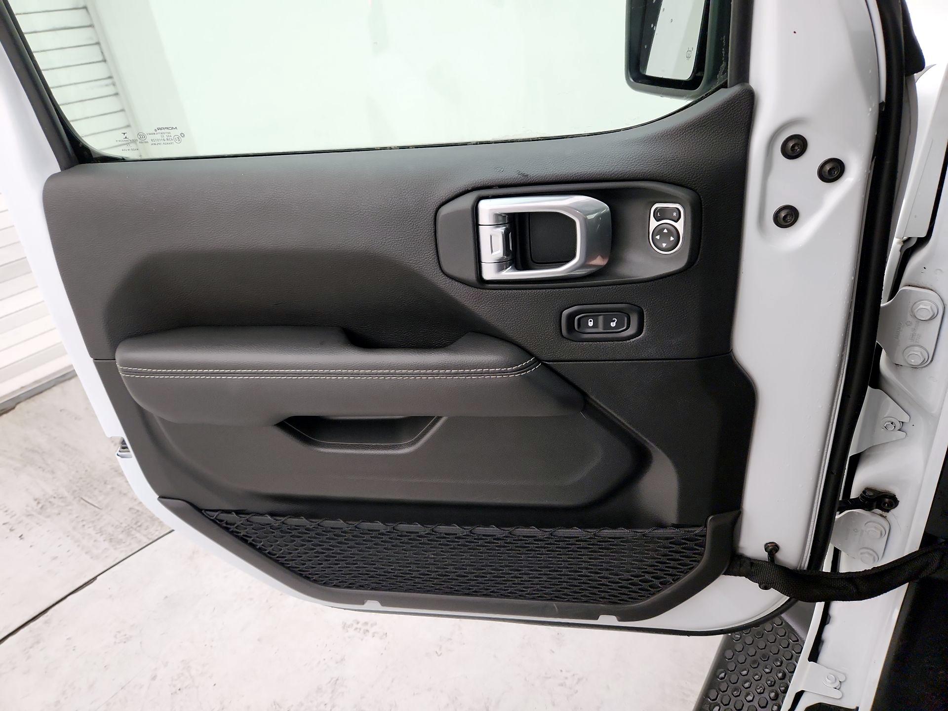 Thumbnail: 2023 Jeep Wrangler - 12