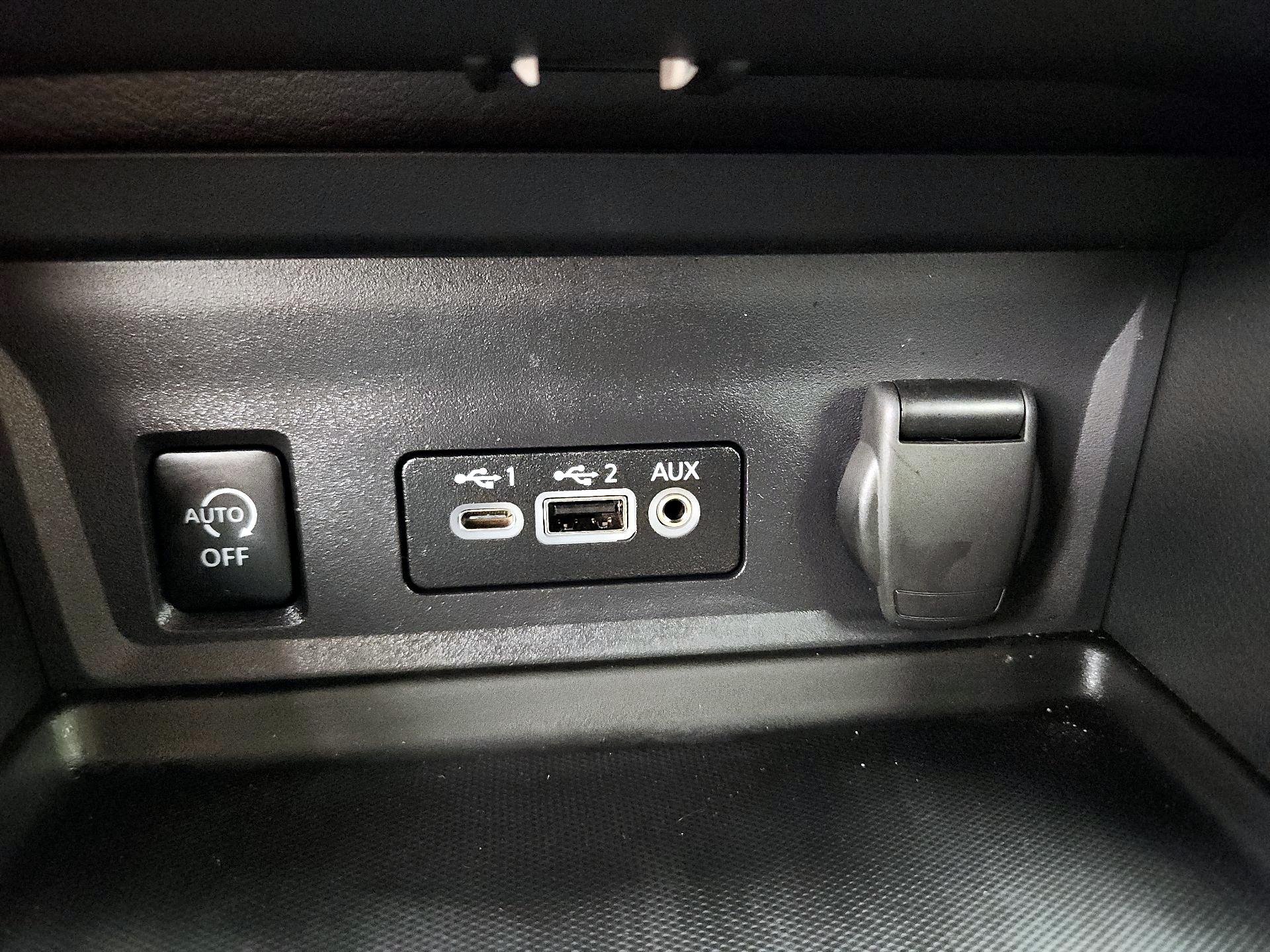 Thumbnail: 2024 Nissan Sentra - 18