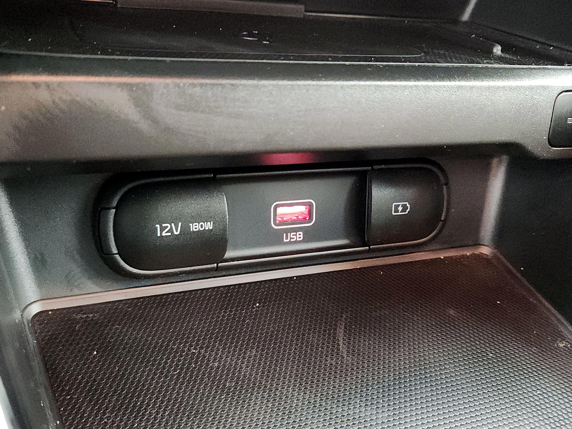 Thumbnail: 2020 Kia Soul - 19