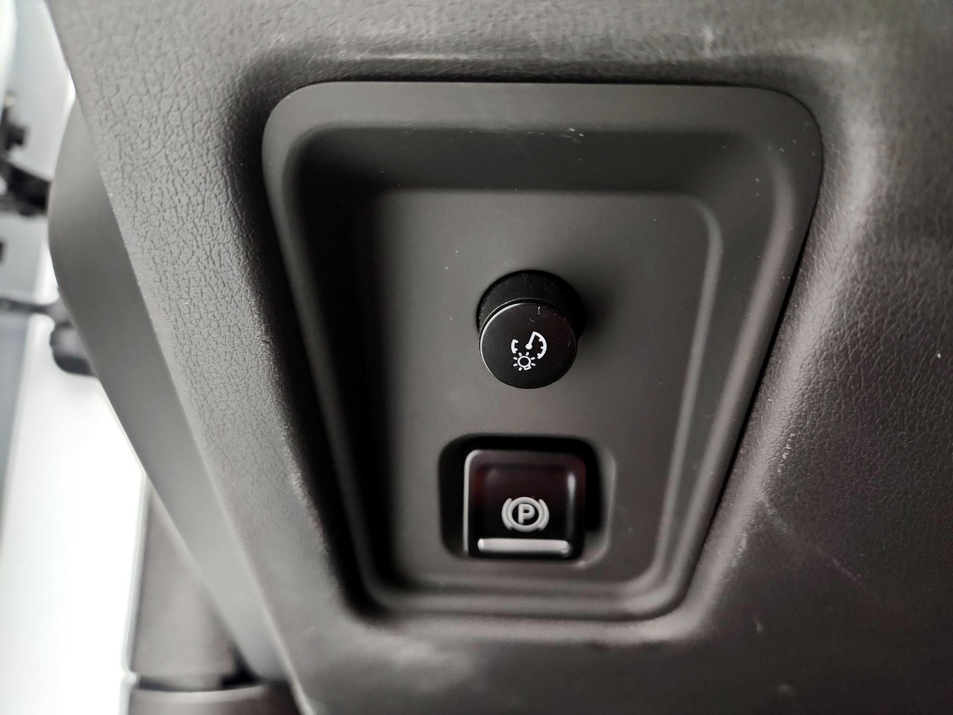 Thumbnail: 2022 Chevrolet Corvette - 13