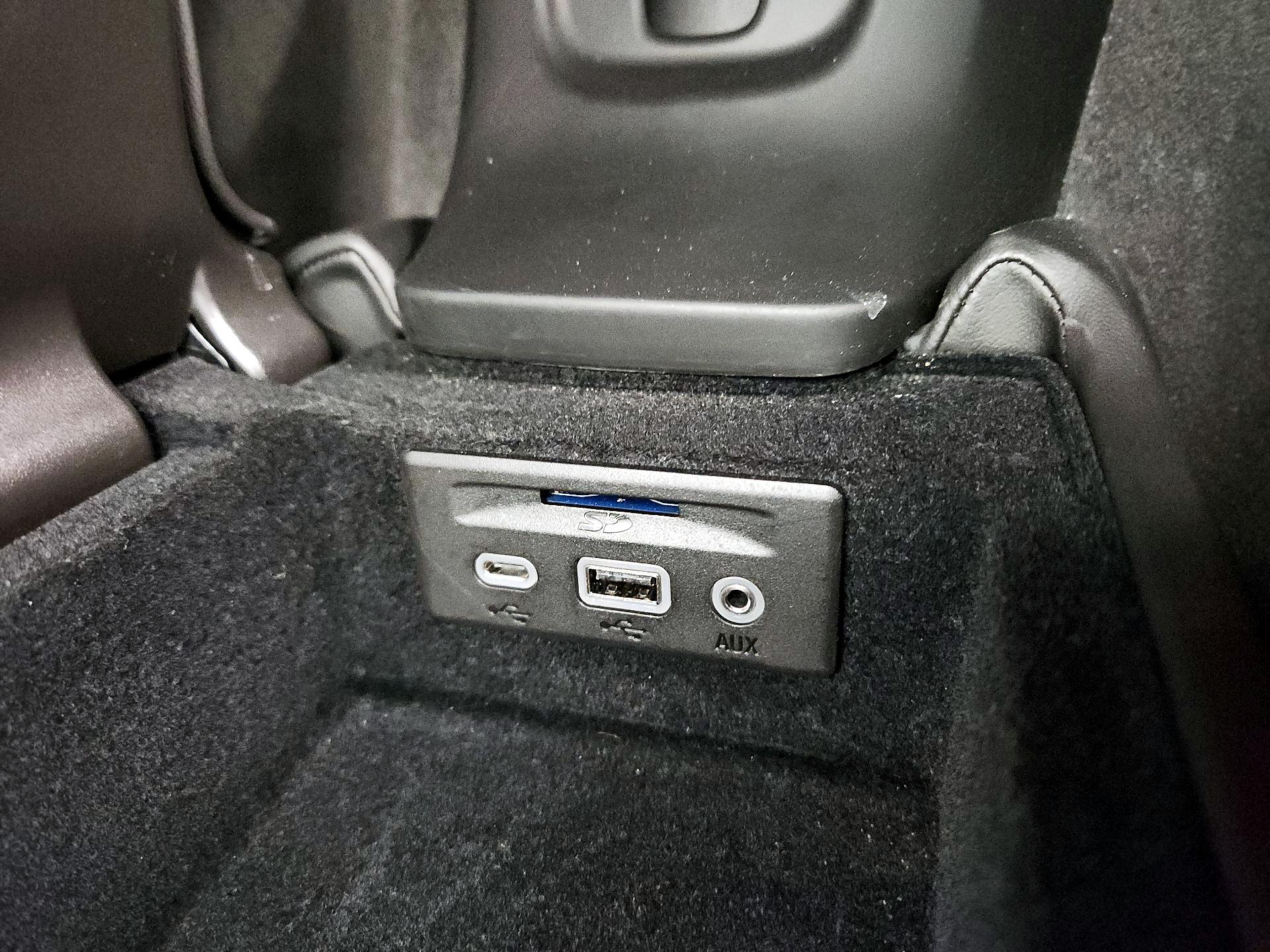 Thumbnail: 2022 Chevrolet Corvette - 18