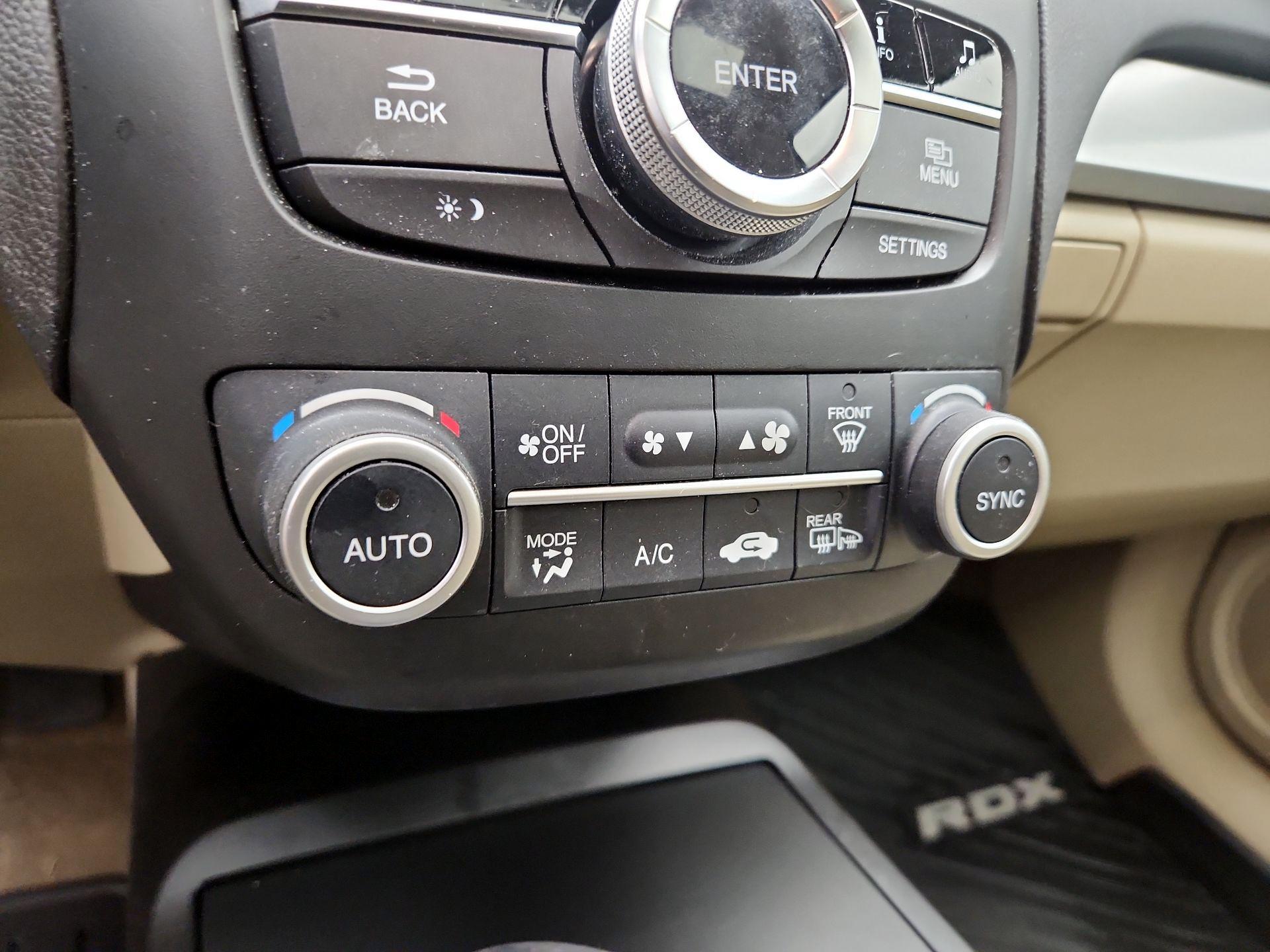 Thumbnail: 2017 Acura RDX - 17