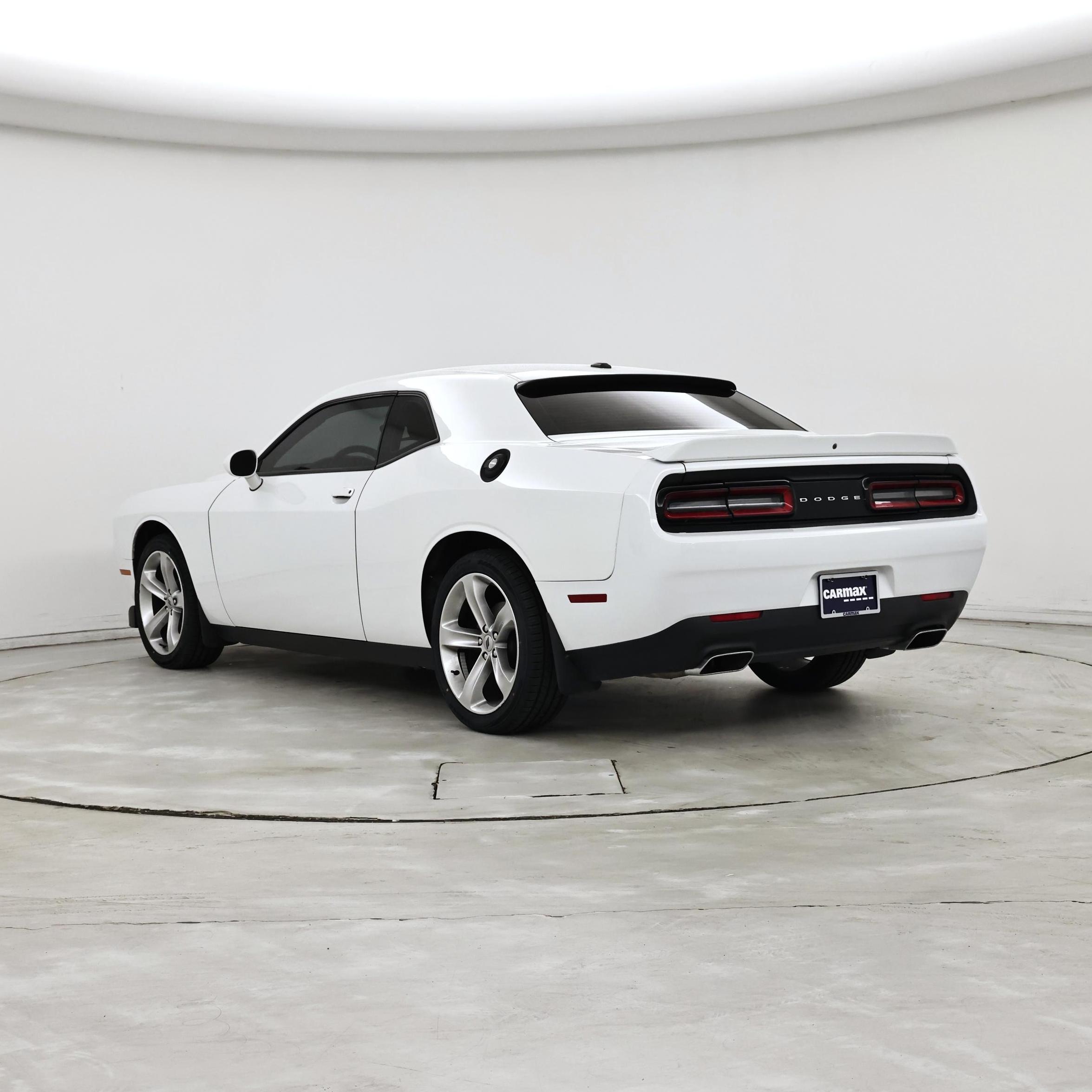 Thumbnail: 2018 Dodge Challenger - 2