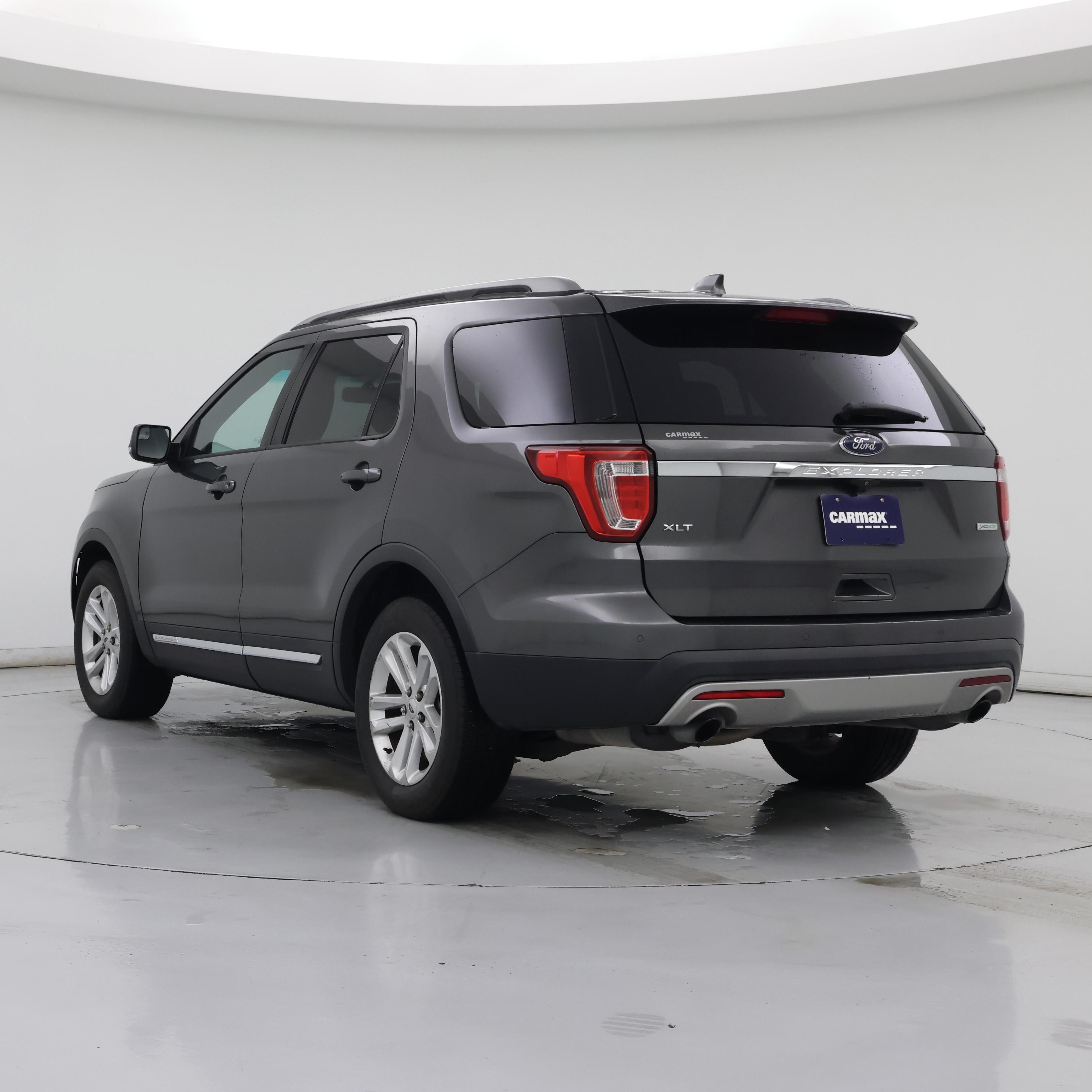 Thumbnail: 2016 Ford Explorer - 2