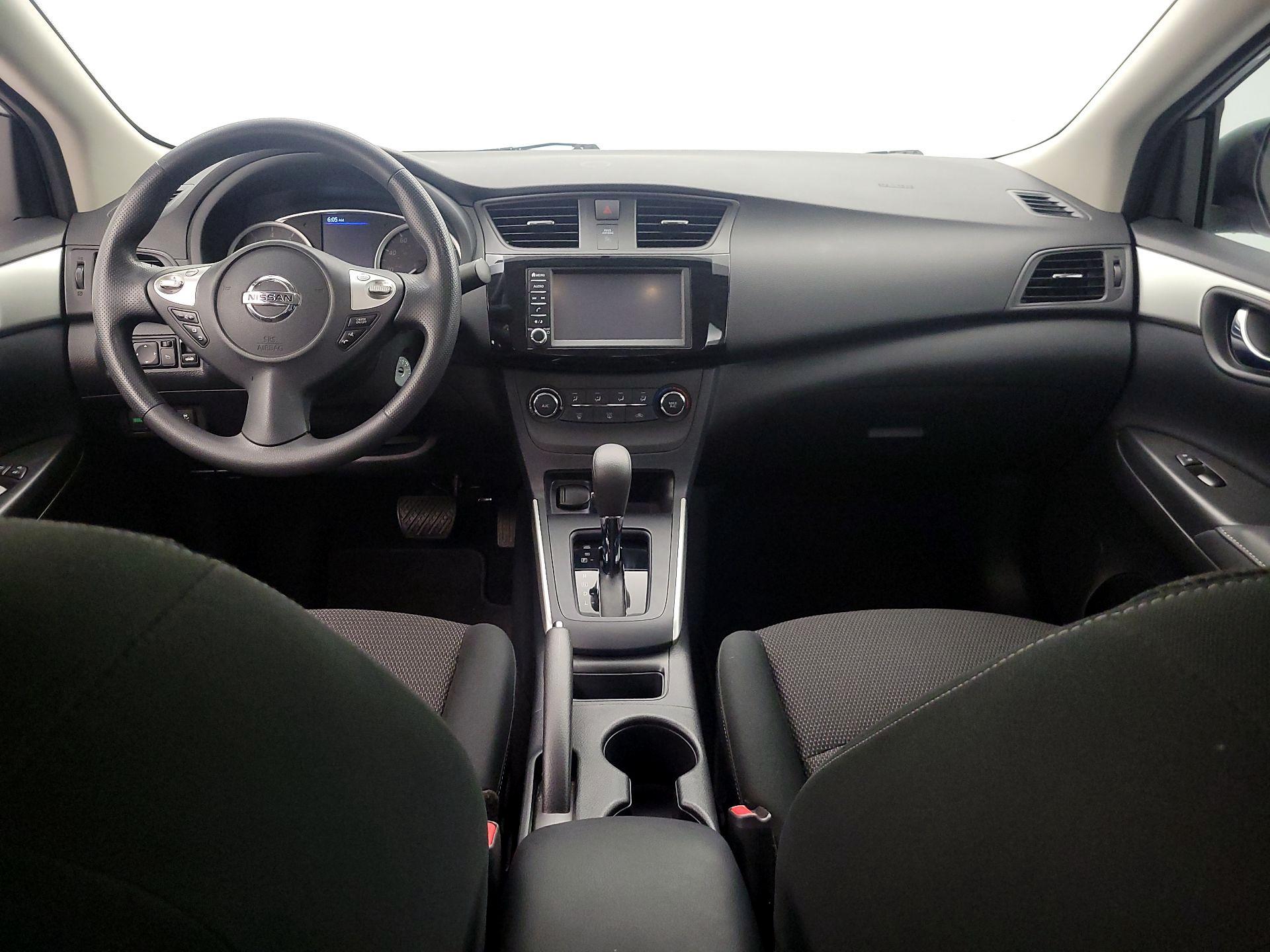 Thumbnail: 2019 Nissan Sentra - 9