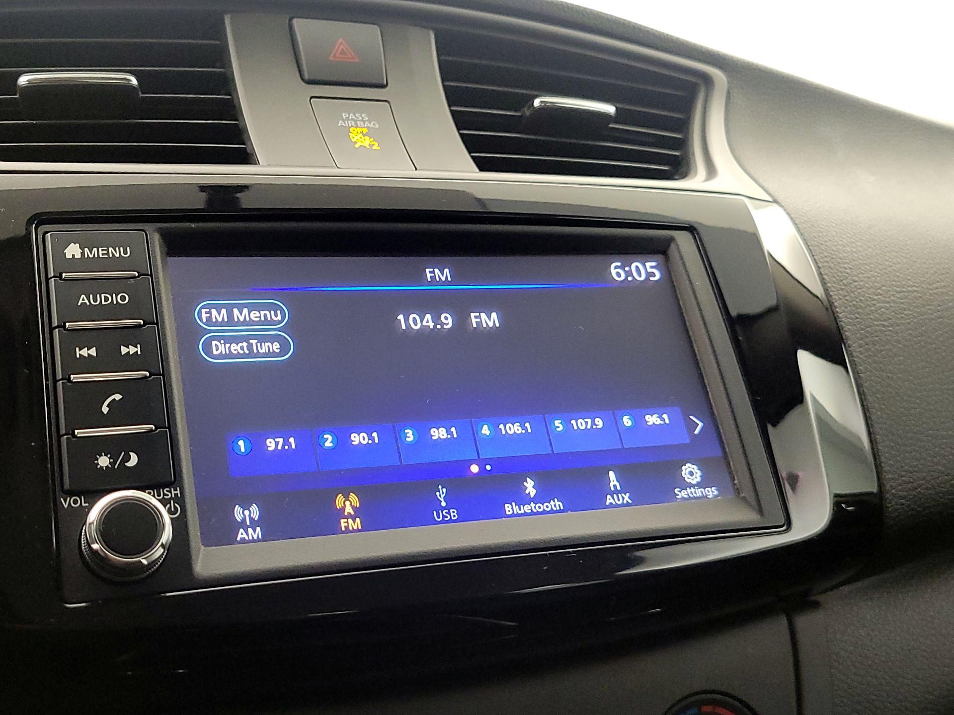 Thumbnail: 2019 Nissan Sentra - 15