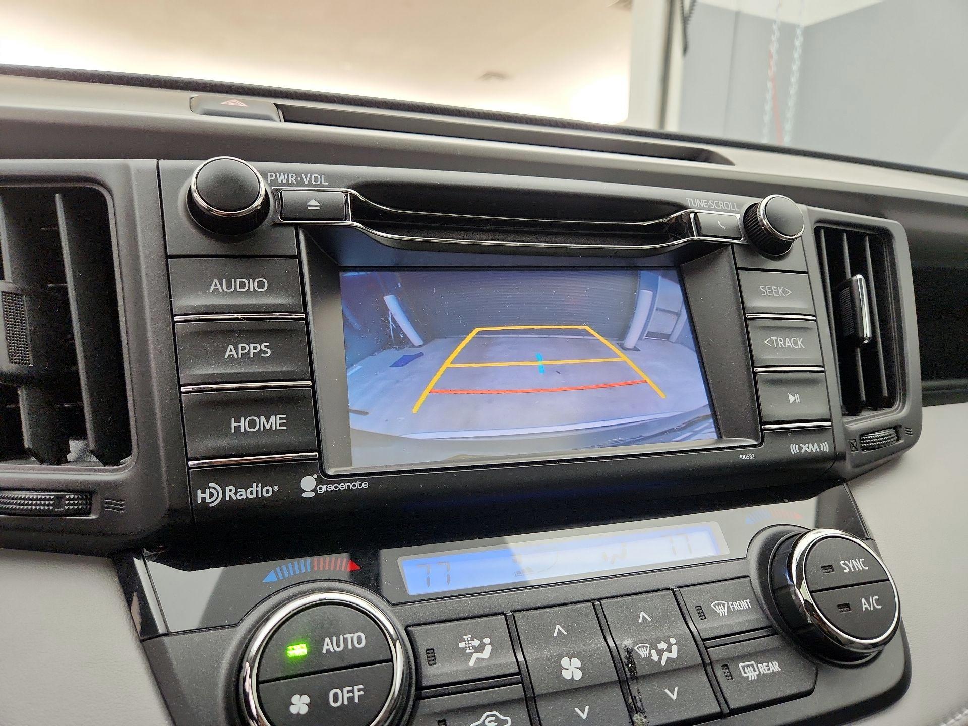 Thumbnail: 2016 Toyota RAV4 - 14