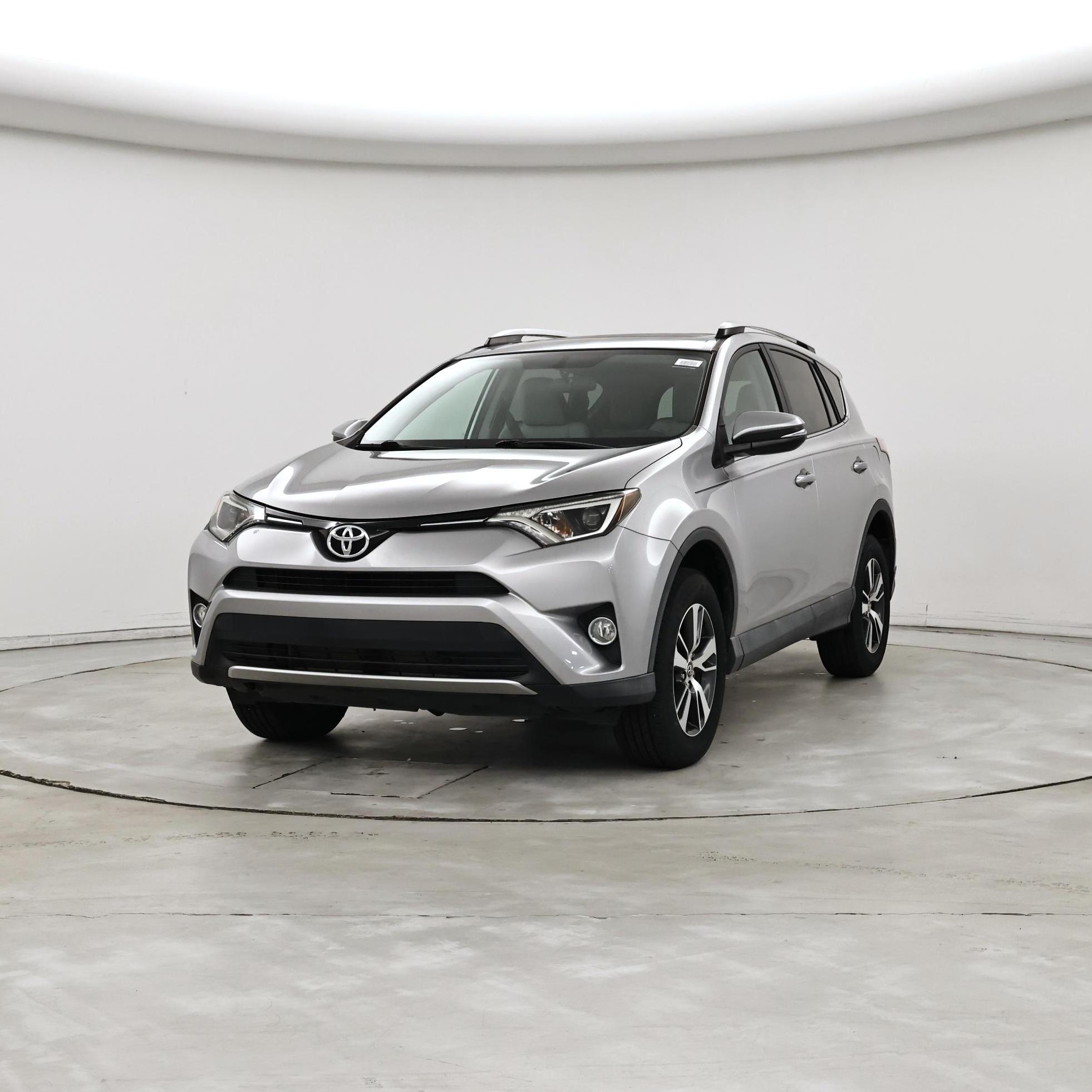 Thumbnail: 2016 Toyota RAV4 - 4