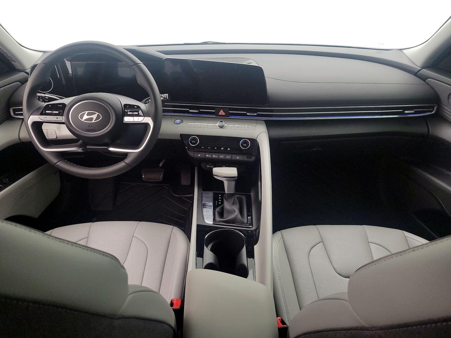 Thumbnail: 2025 Hyundai Elantra - 9