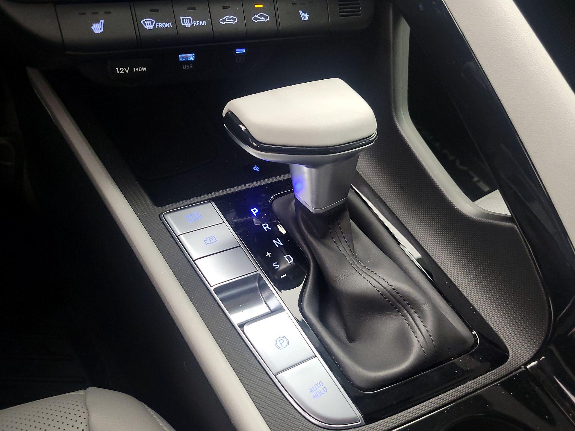 Thumbnail: 2025 Hyundai Elantra - 18