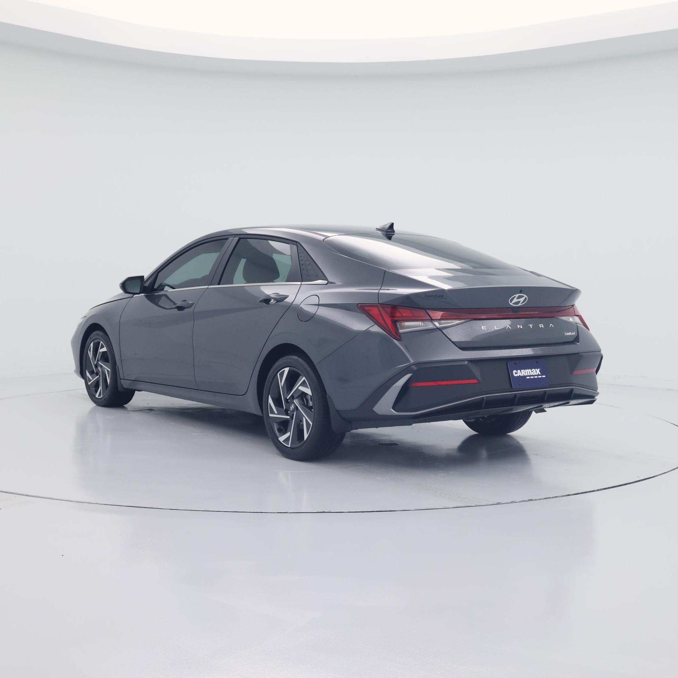 Thumbnail: 2025 Hyundai Elantra - 2