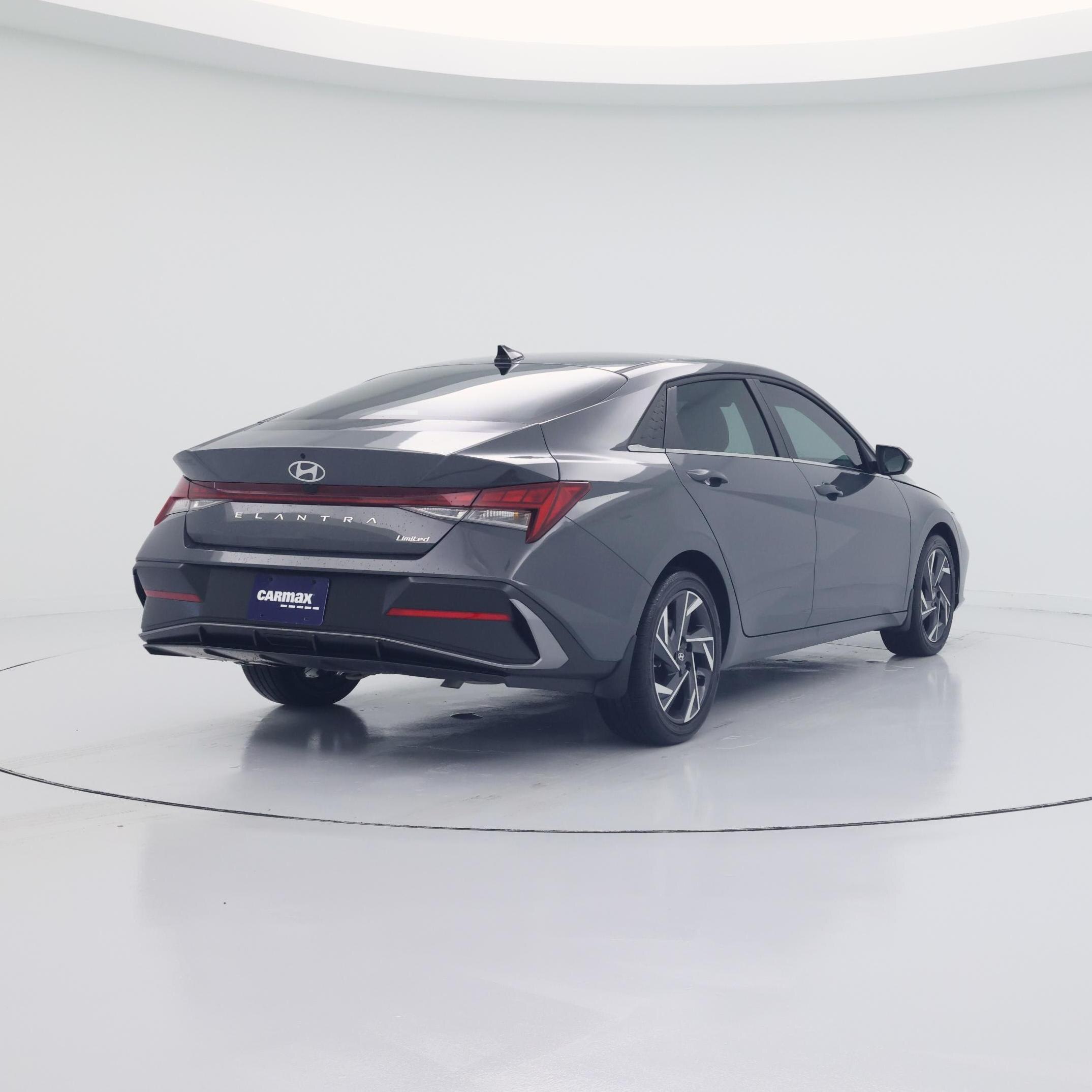 Thumbnail: 2025 Hyundai Elantra - 8