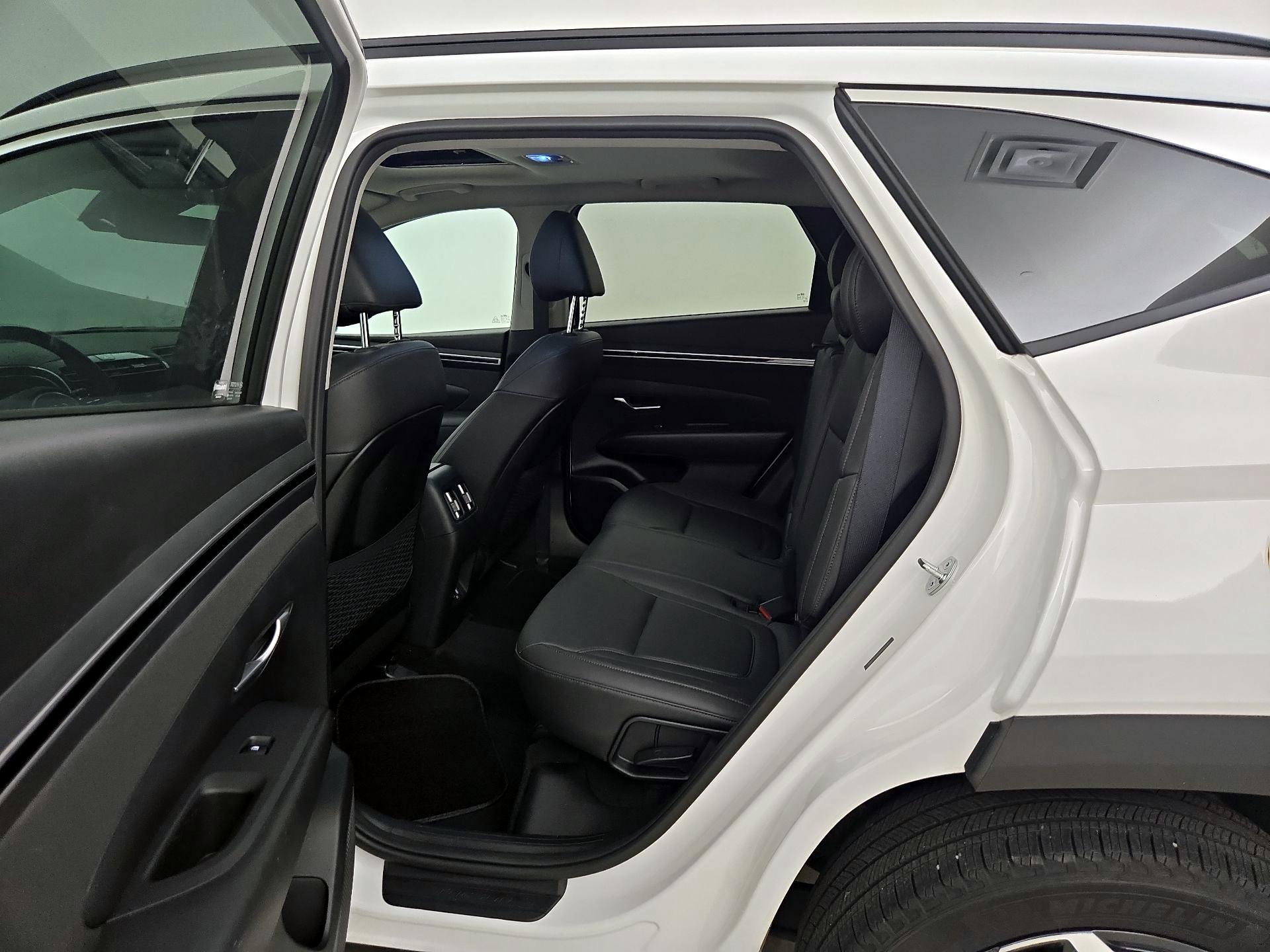 Thumbnail: 2023 Hyundai Tucson - 20