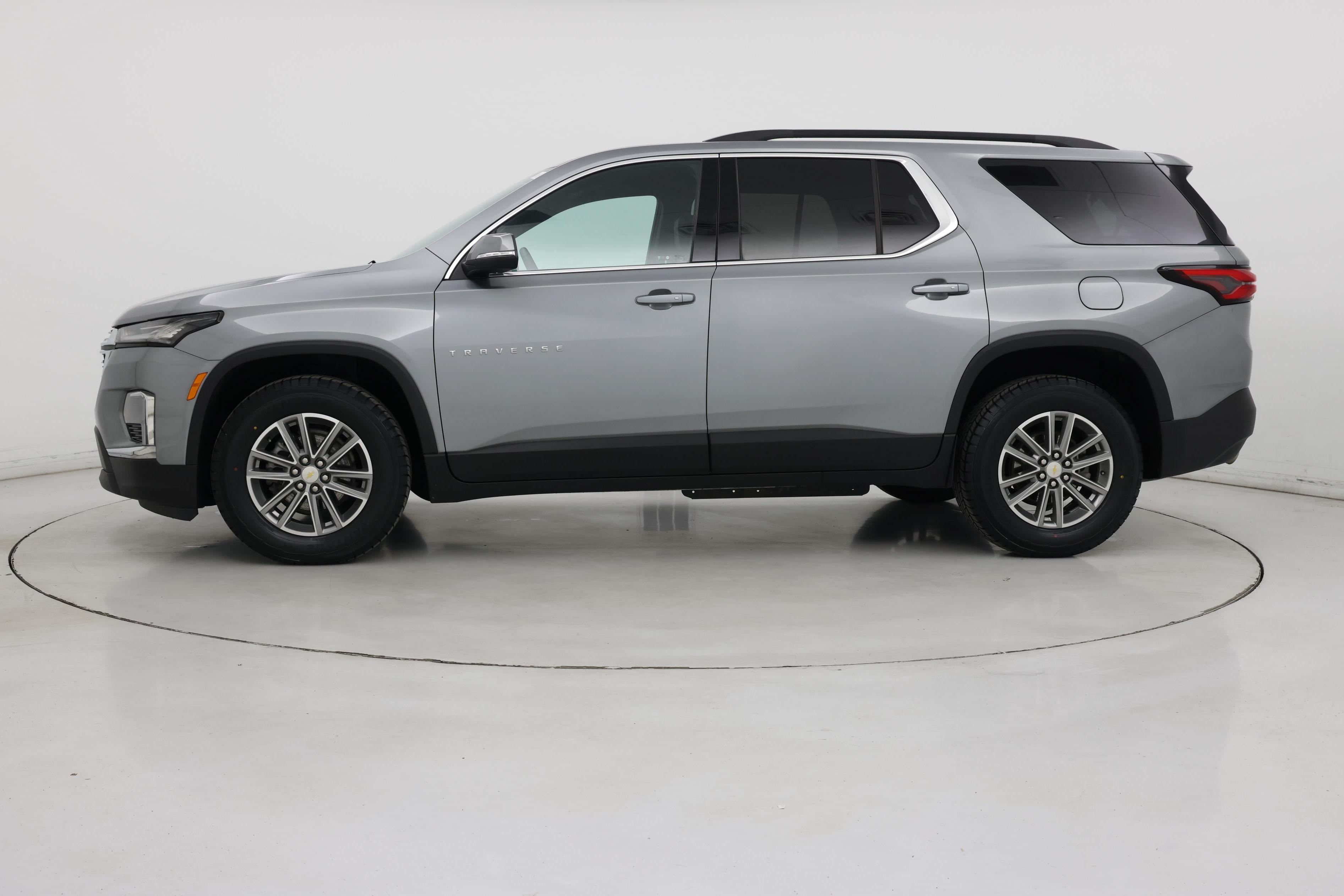 Thumbnail: 2023 Chevrolet Traverse - 3