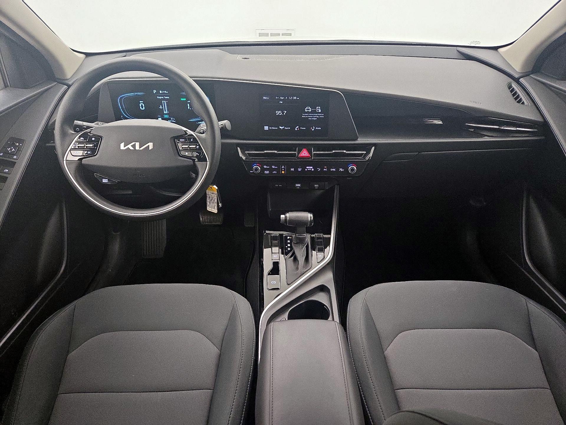 Thumbnail: 2023 Kia Niro - 9