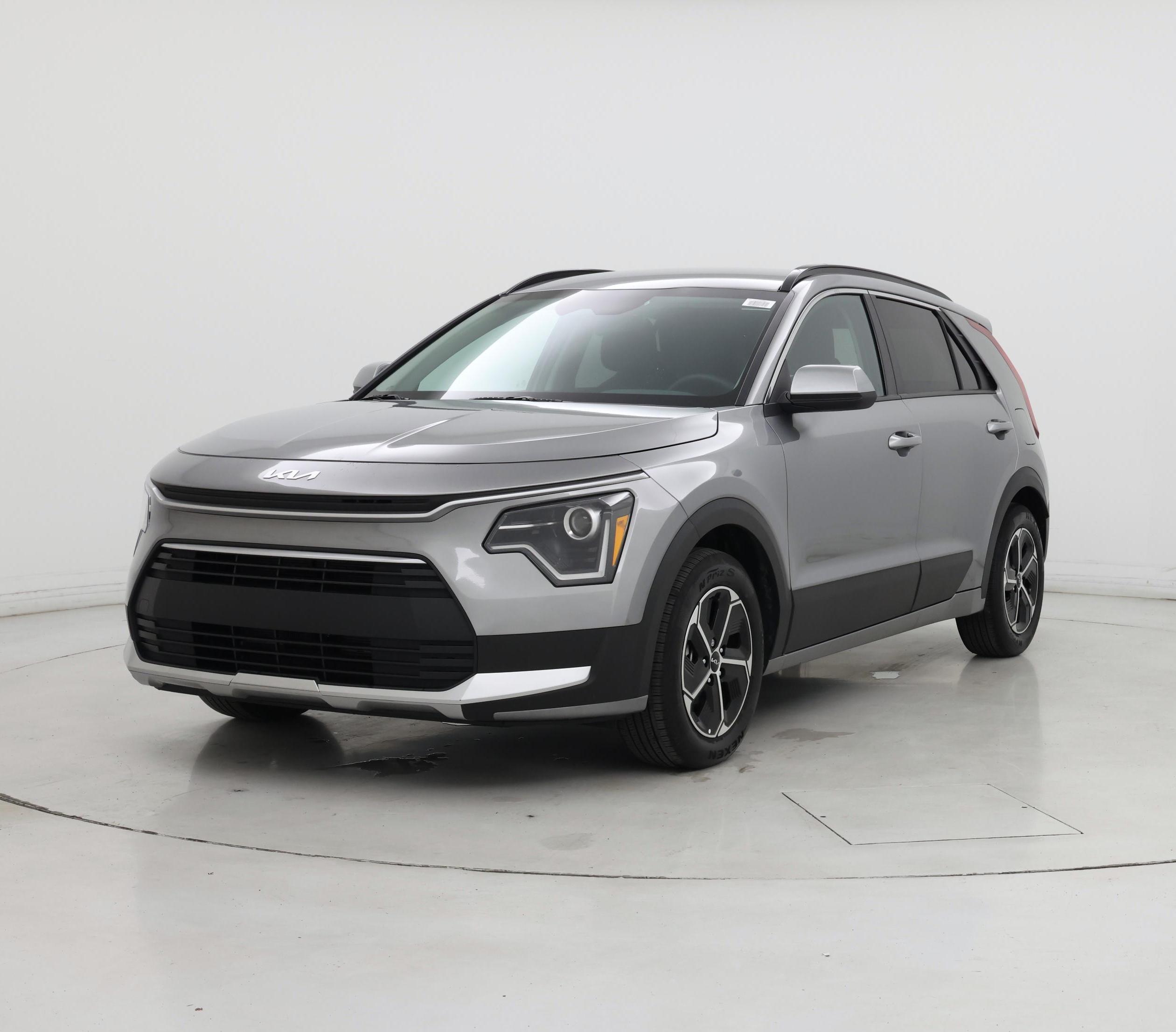 Thumbnail: 2023 Kia Niro - 4