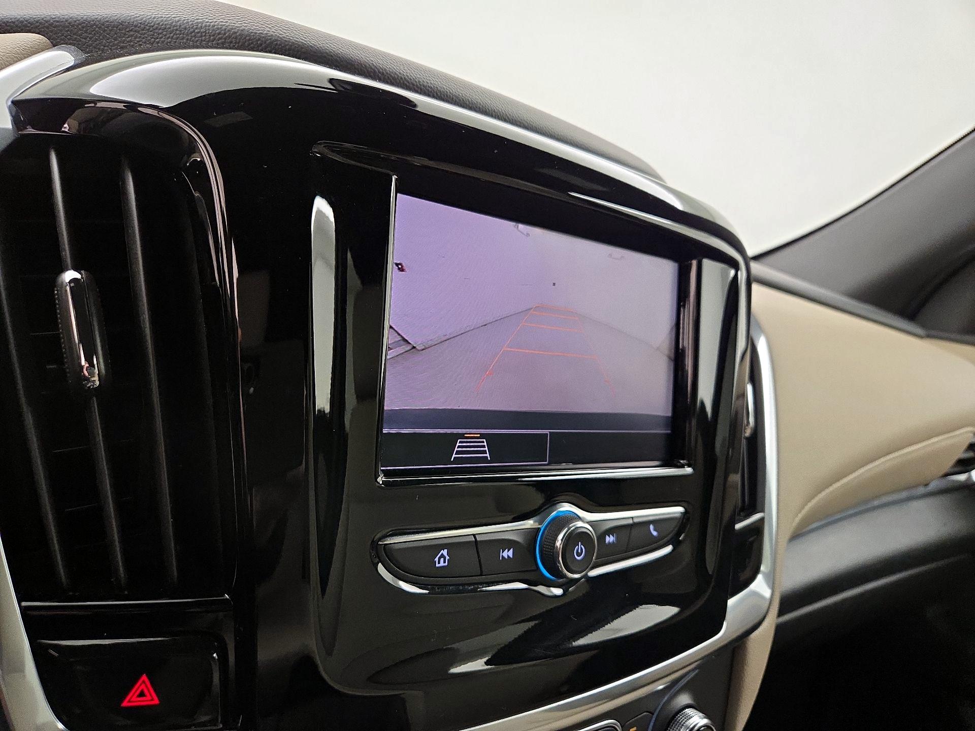 Thumbnail: 2023 Chevrolet Traverse - 14